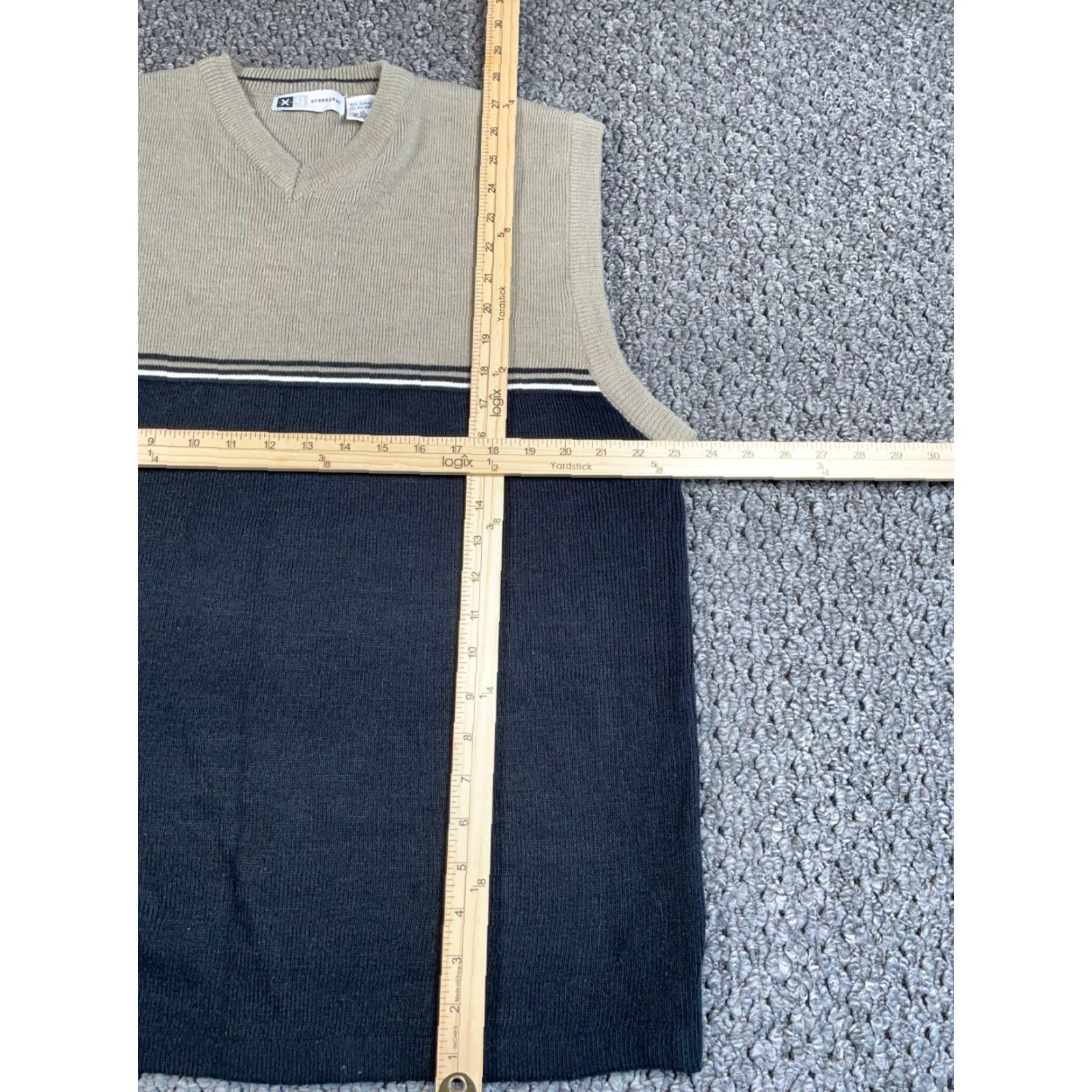 Vintage VTG Y2K Xtreme Gear V-Neck Sweater Vest Adult XL Beige Black Lightweight Preppy Size US XL / EU 56 / 4 - 5 Thumbnail