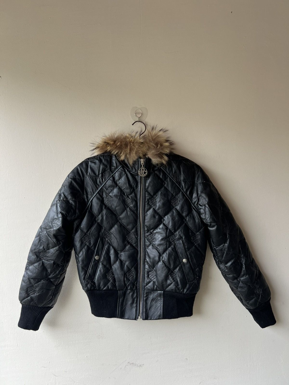Rocawear Vintage Y2K Rocawear Quilt Crop Down Leather Jacket Real Fur Size US S / EU 44-46 / 1 - 2 Thumbnail
