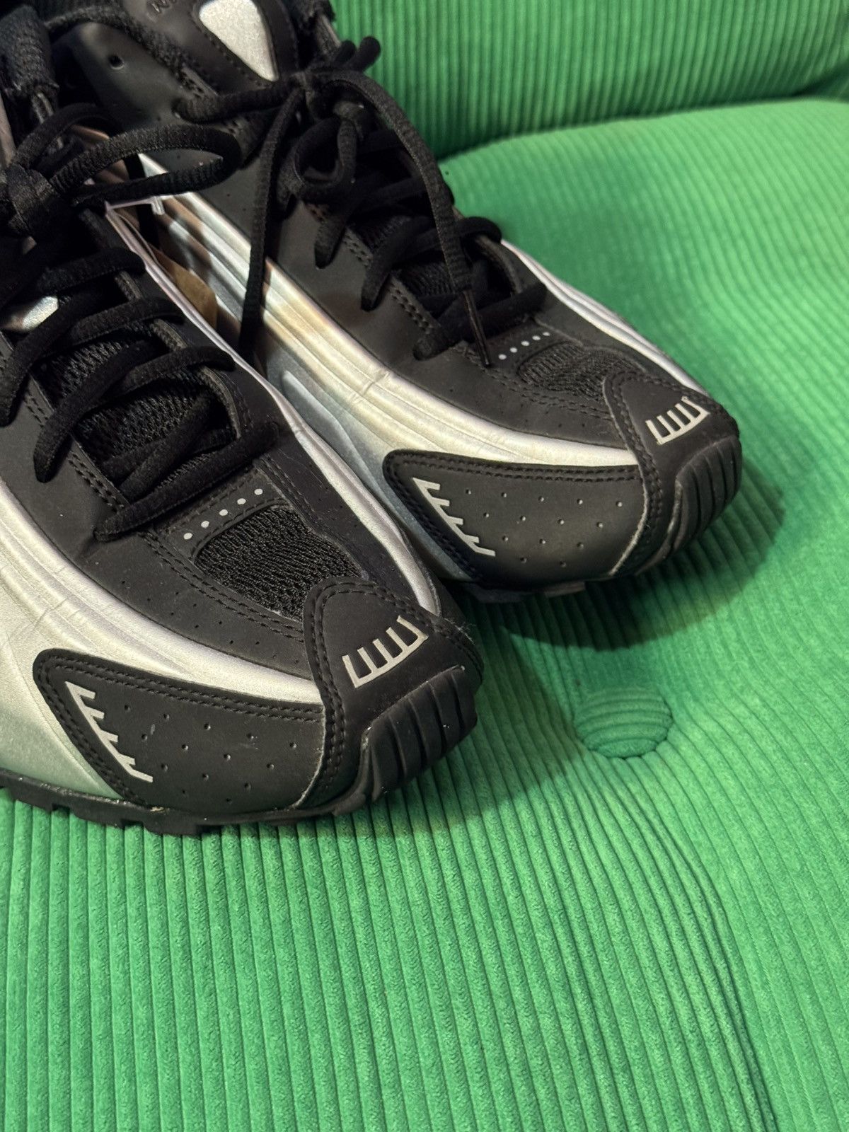Nike Nike Shox R4 (2024) Shoes Size US 10.5 / EU 43-44 - 9 Thumbnail