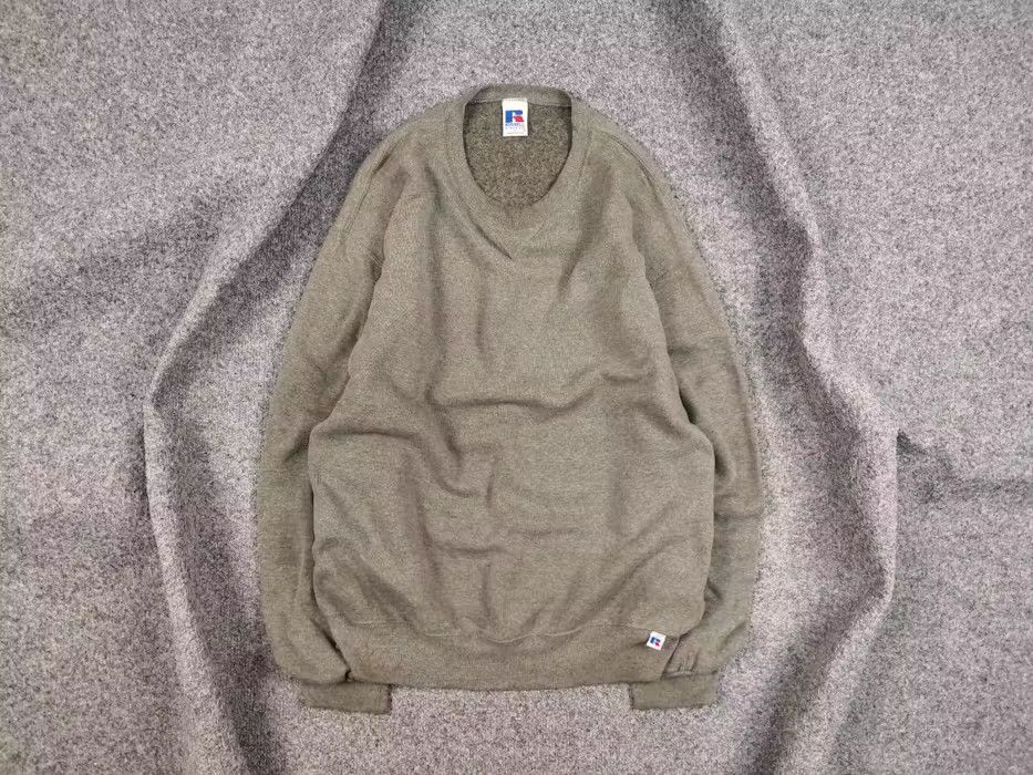 Russell Athletic Vintage 90's Russell Athletic crewneck Blank Sweatshirt Size US L / EU 52-54 / 3 - 1 Thumbnail