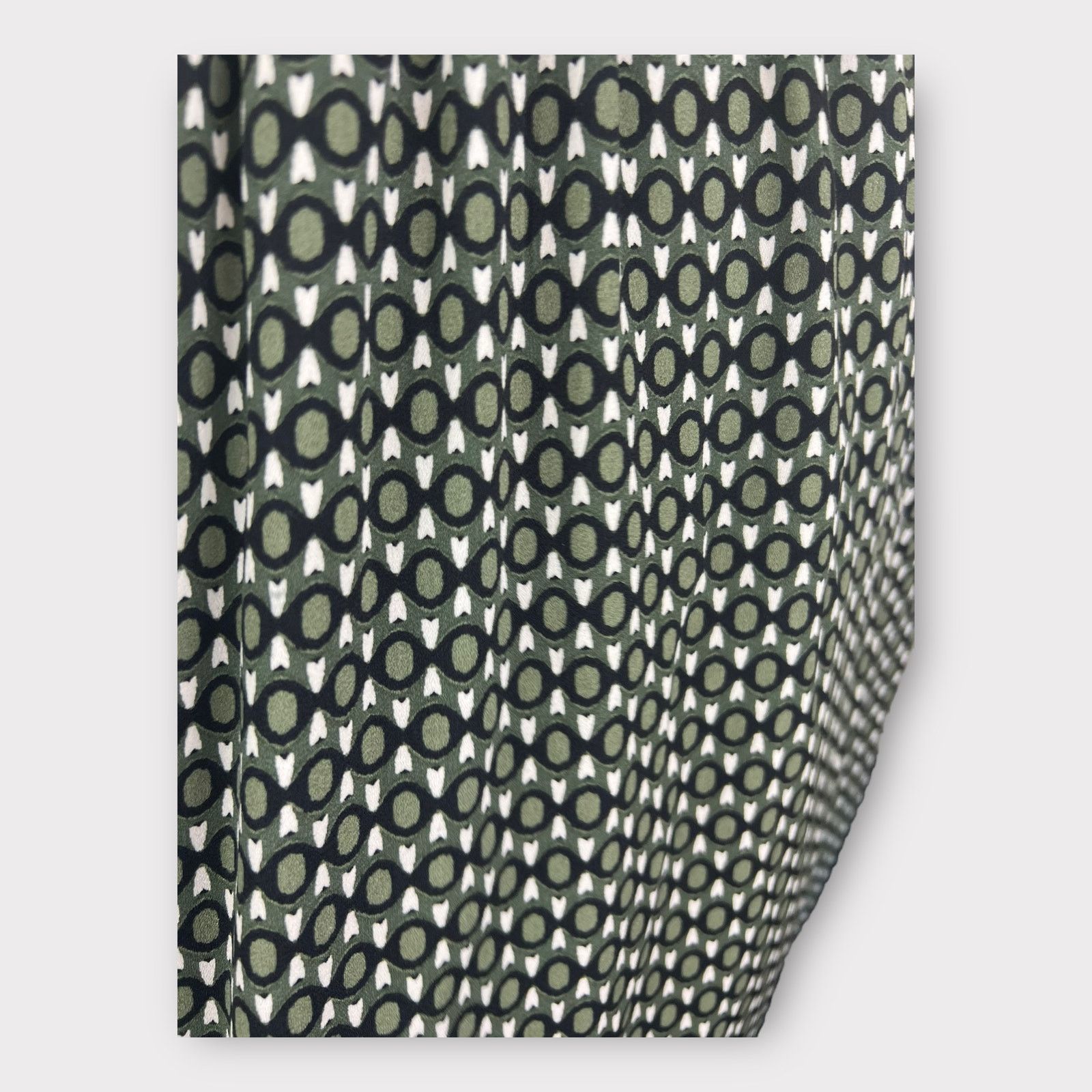 Merona Merona | Olive Green Geometric Print Dress with Pockets Size XS / US 0-2 / IT 36-38 - 4 Thumbnail