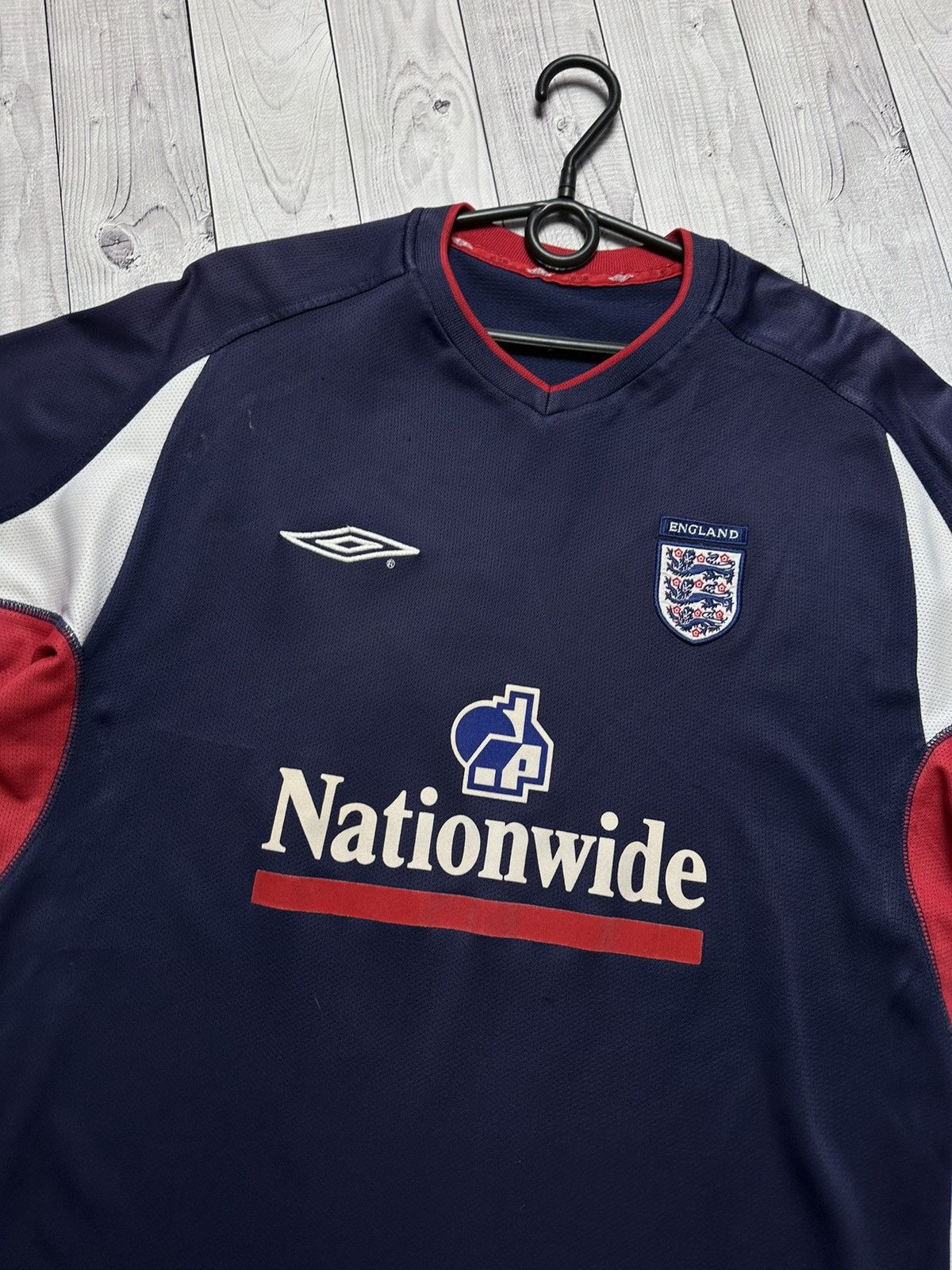 Umbro Vintage Umbro England soccer jersey size S Size US S / EU 44-46 / 1 - 3 Thumbnail