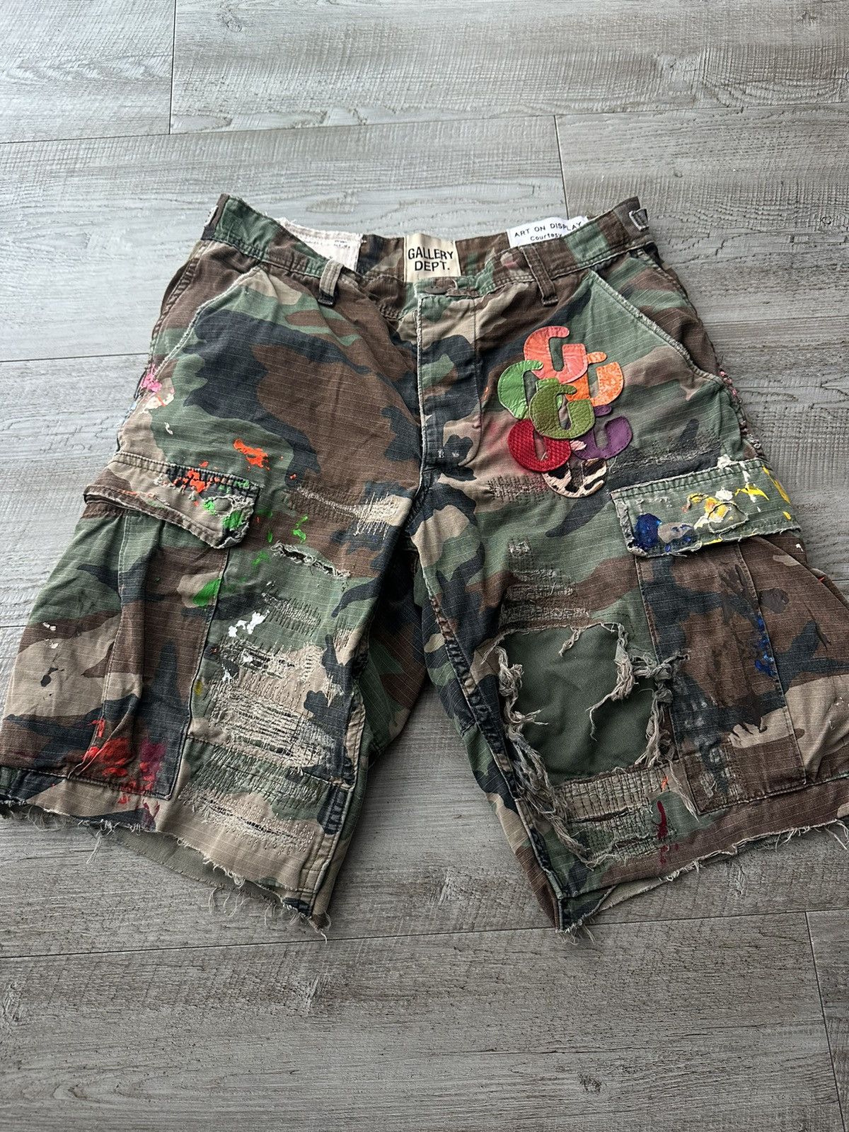 Gallery Dept. Gallery Dept Cargo Shorts Camo Size US 30 / EU 46 - 1 Thumbnail