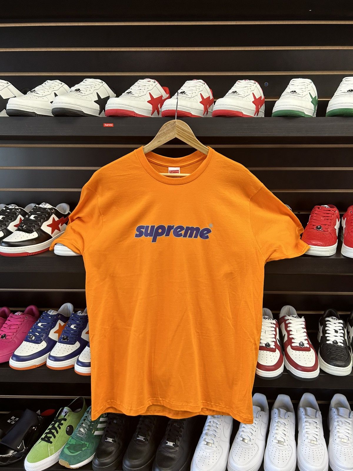 Supreme Supreme T-shirt Size US L / EU 52-54 / 3 - 1 Thumbnail