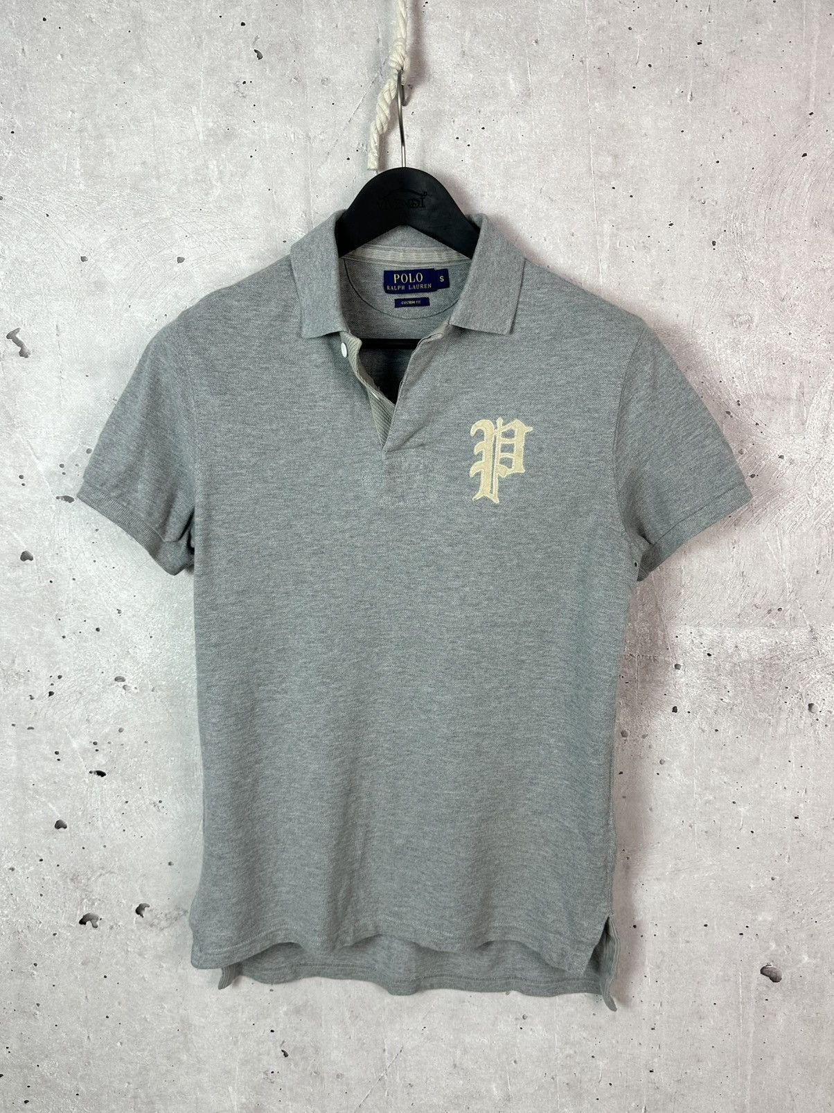 Polo Ralph Lauren Polo Ralph Lauren Custom Fit Grey Short Sleeve Cotton Polo Size US S / EU 44-46 / 1 - 1 Thumbnail