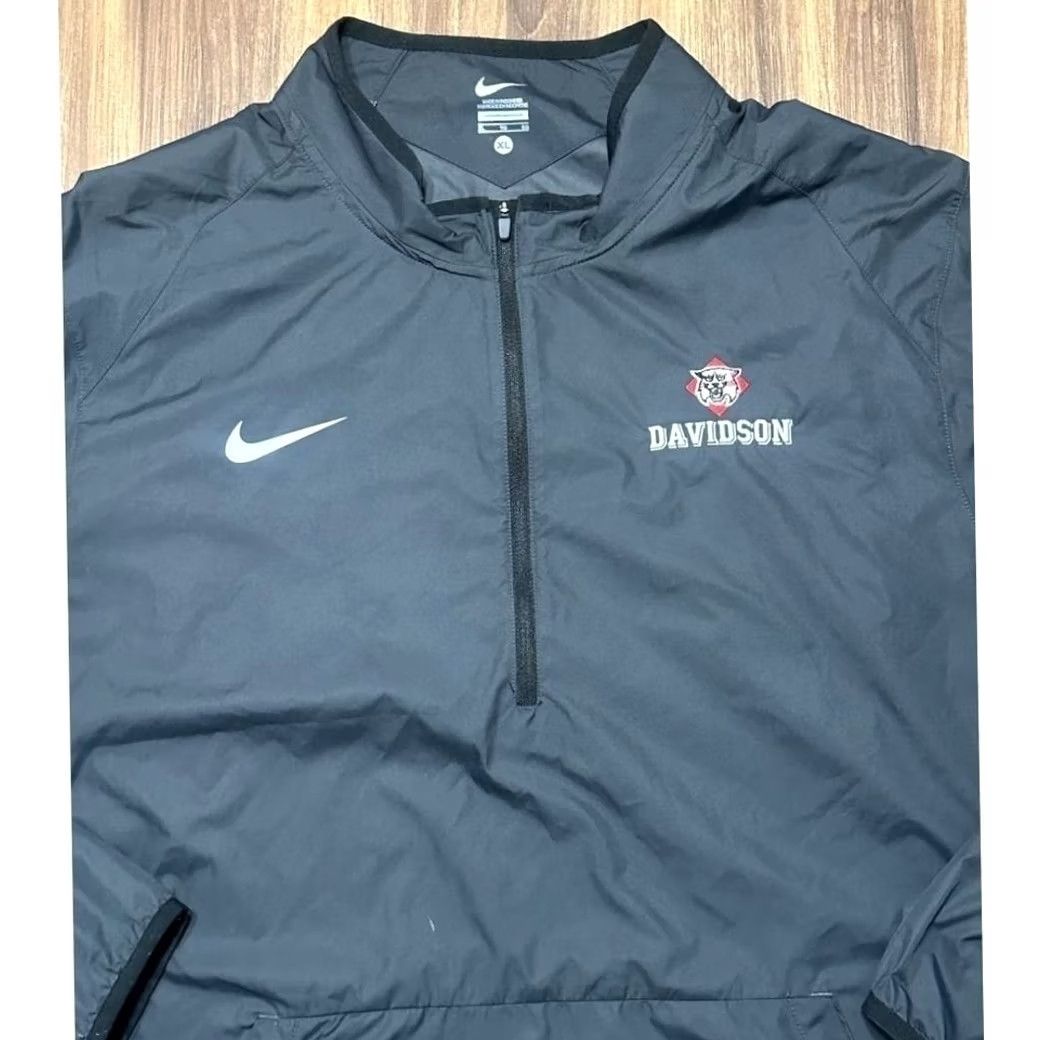 Nike Nike 1/2 Zip Lockdown Jacket Pullover Windbreaker Black Men XL Davidson Wildcats Vented Size US XL / EU 56 / 4 - 2 Thumbnail