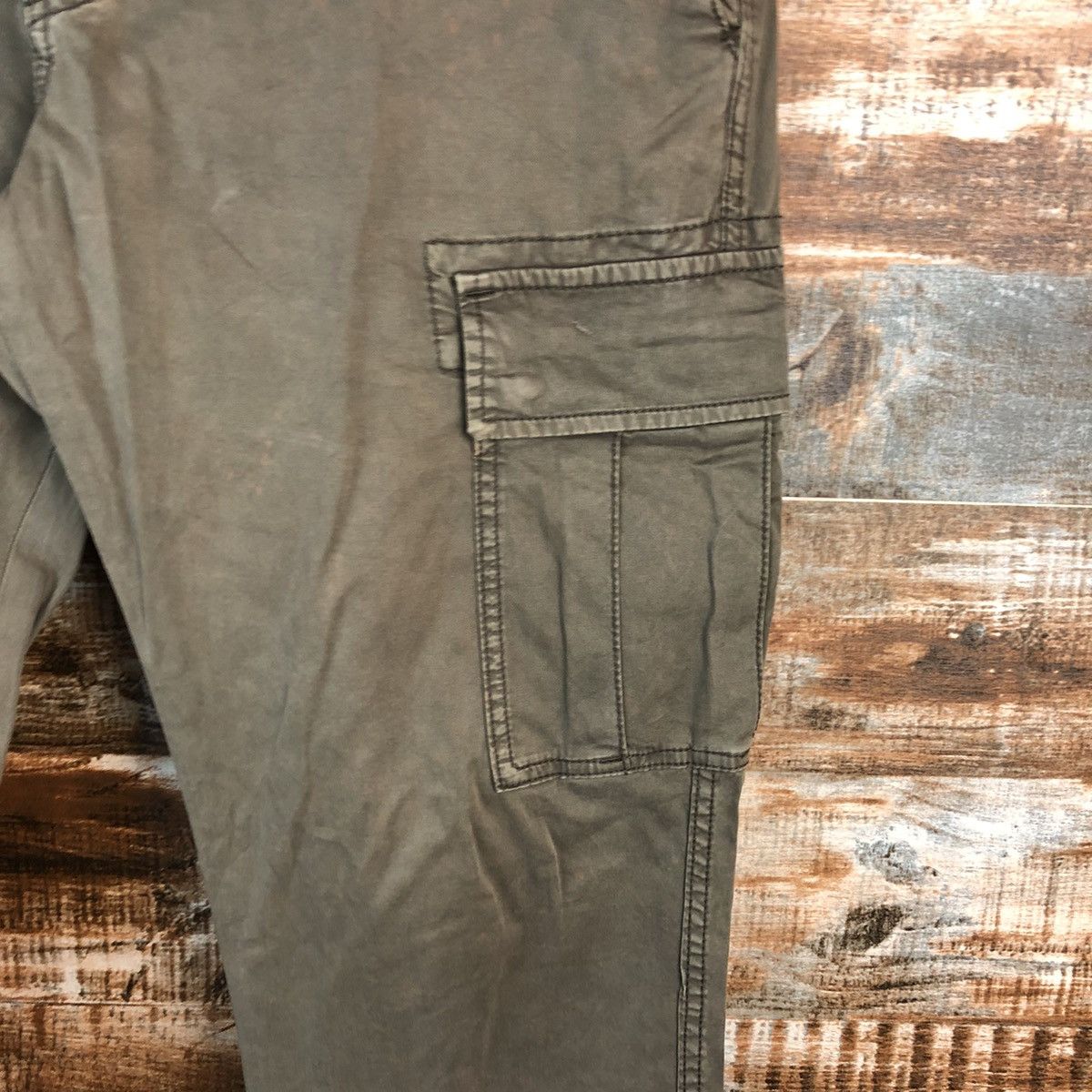 Japanese Brand Uniqlo Green japan utility Cargo Multipocket Pants #A2425 Size US 35 - 10 Thumbnail