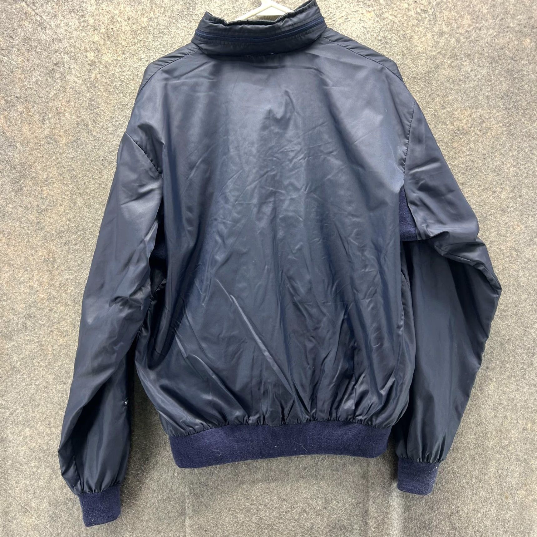 Izod VINTAGE Izod Lacoste Jacket Mens S Navy Blue Nylon Full Zip Bomber 80s Size US S / EU 44-46 / 1 - 2 Thumbnail