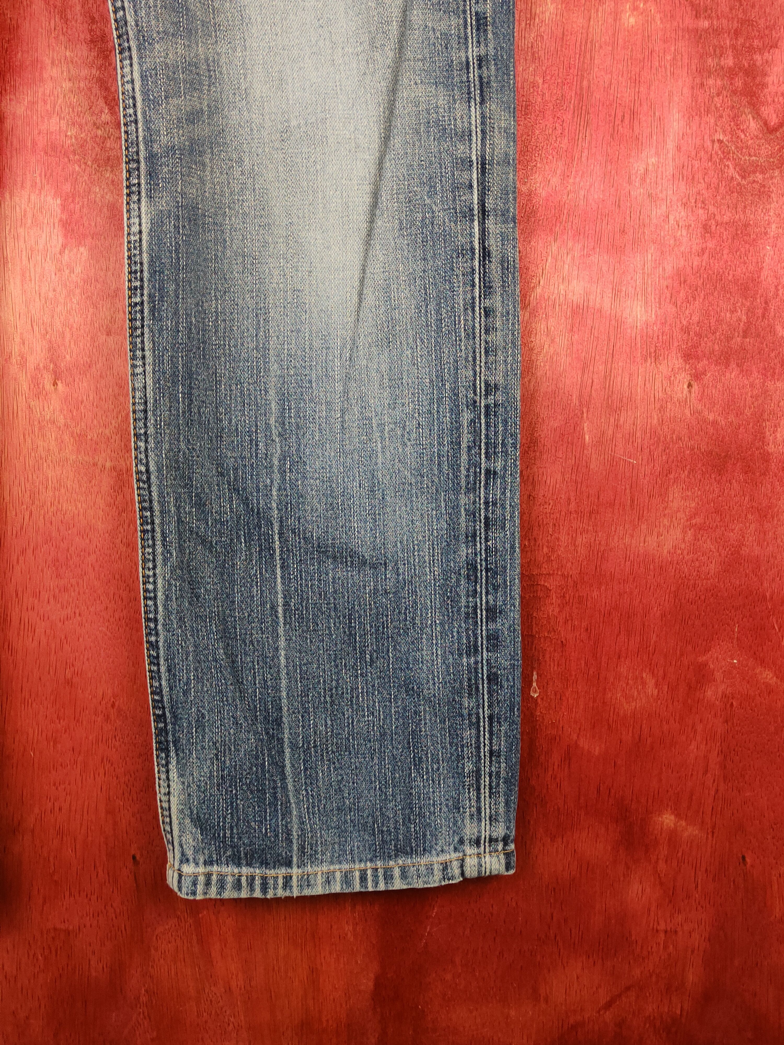 Vintage Wrangler Blue Faded Distressed Ripped Jeans #S1702 Size US 32 / EU 48 - 6 Thumbnail