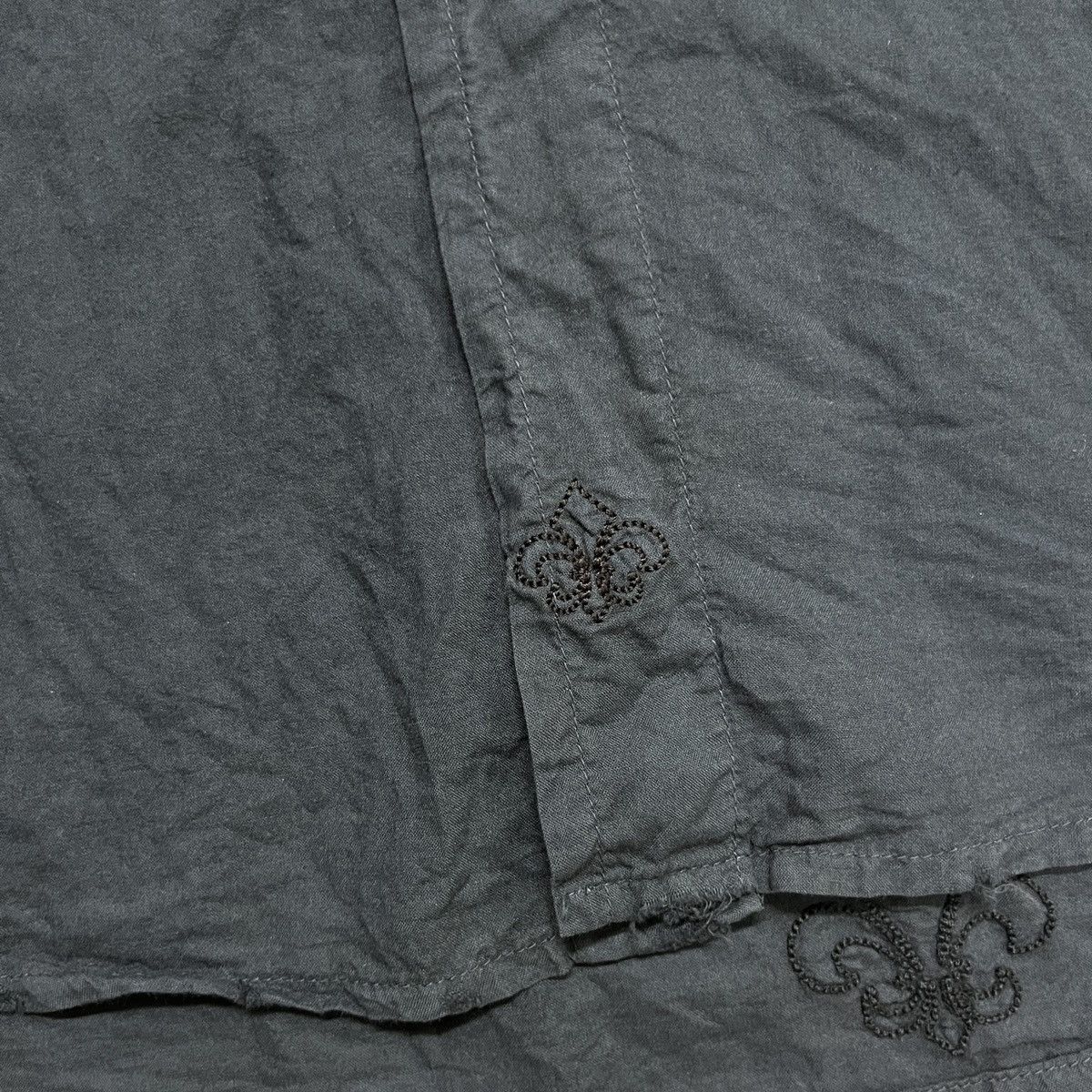 Affliction × Vintage Rare Affliction Black On Black Logo Shirt Size US L / EU 52-54 / 3 - 4 Thumbnail