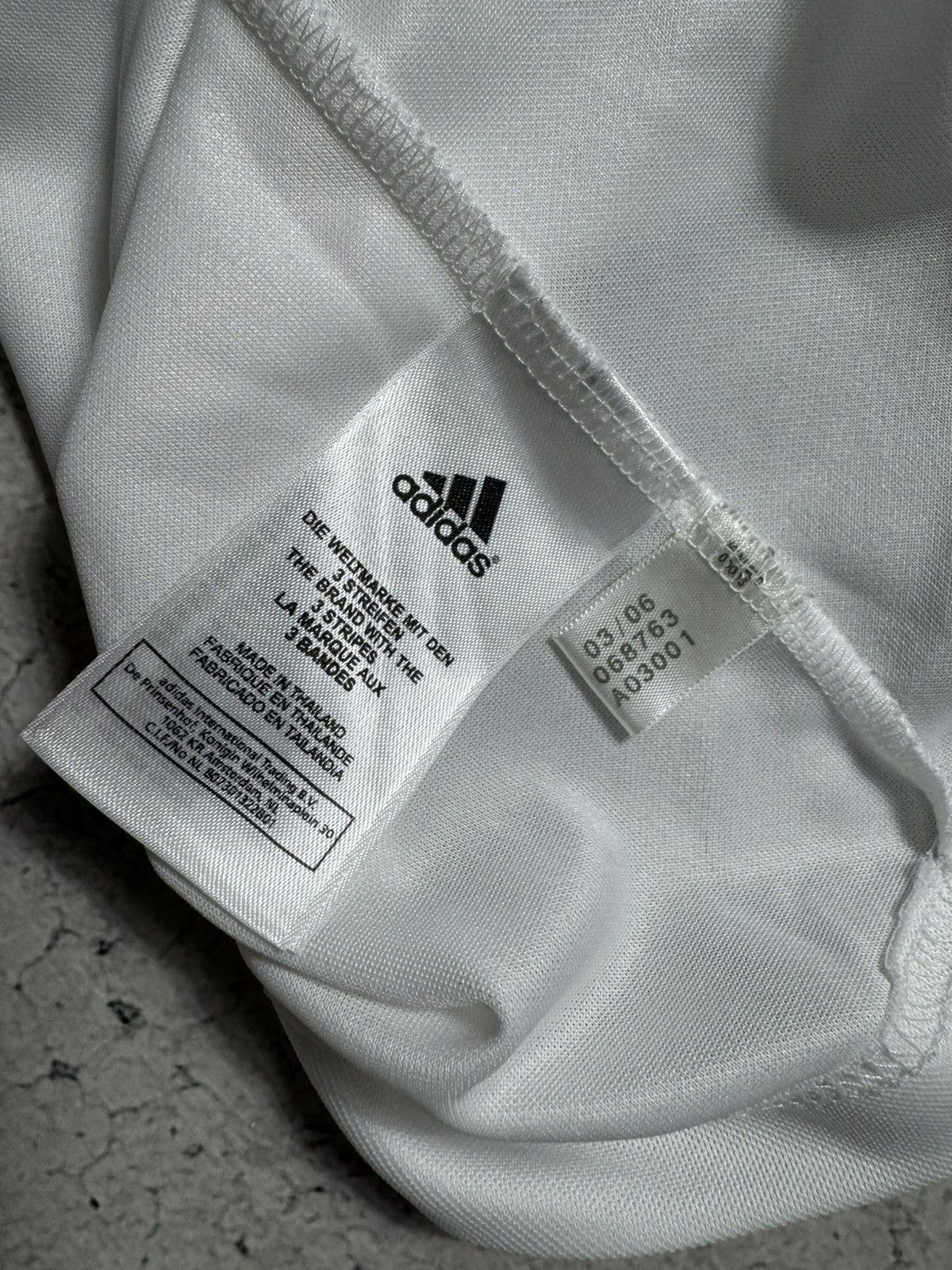 Adidas Adidas Germany Deutschland 2005/2007 Vintage Soccer Jersey Size US L / EU 52-54 / 3 - 7 Thumbnail