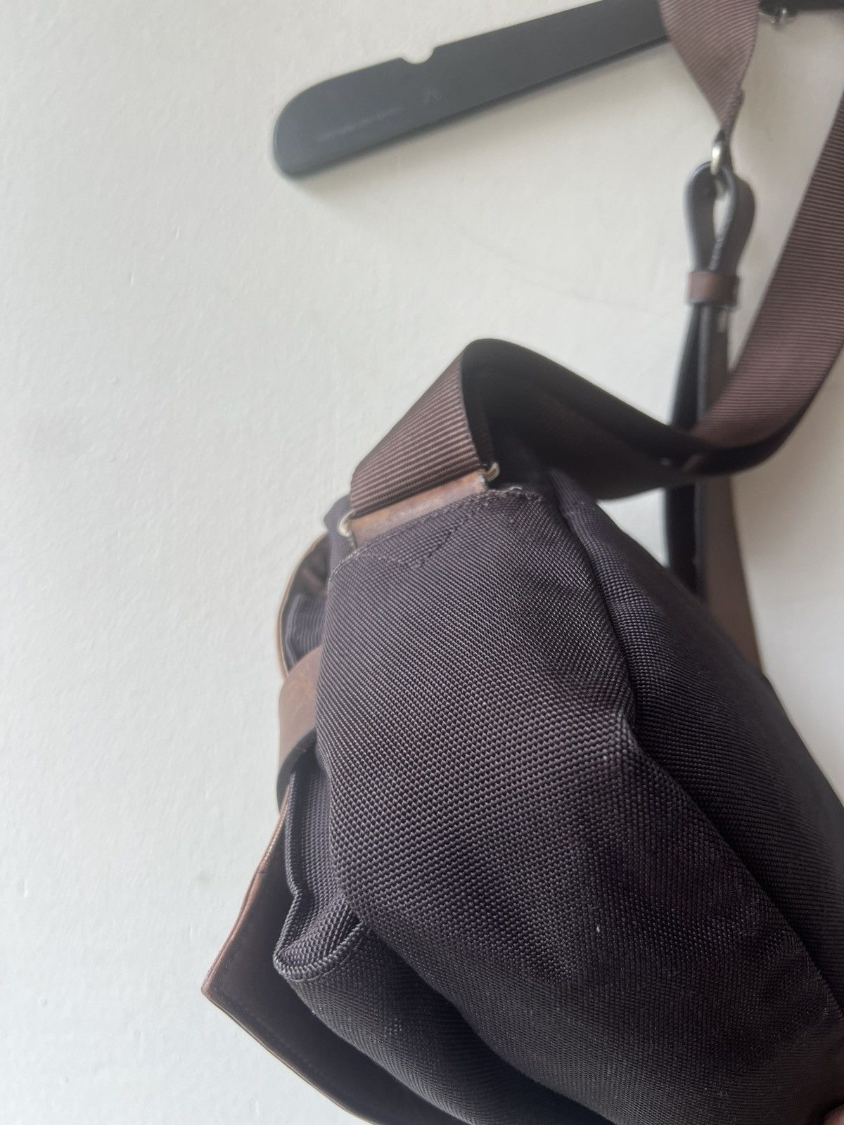 Yohji Yamamoto 2000s Yohji Yamamoto Y’saccs Hybrid Leather Sling Bag Size ONE SIZE - 22 Thumbnail