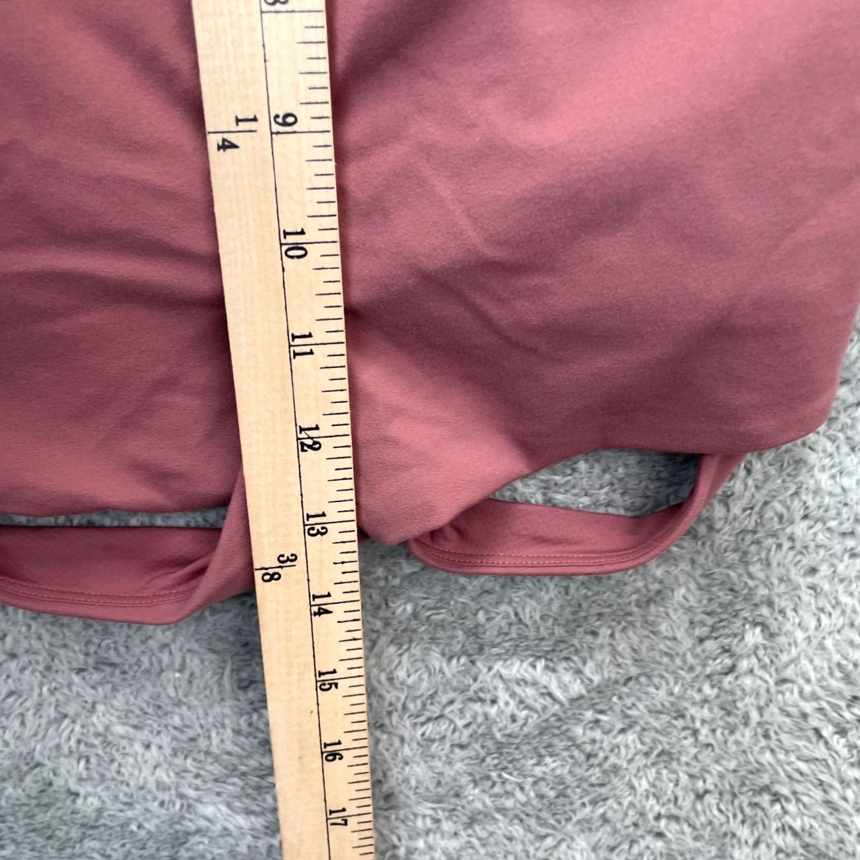 Athleta Athleta Sports Bra Women XL Pink Mauve Racerback Wireless Medium Support Yoga Athletic Shirt Bra Size ONE SIZE - 6 Thumbnail