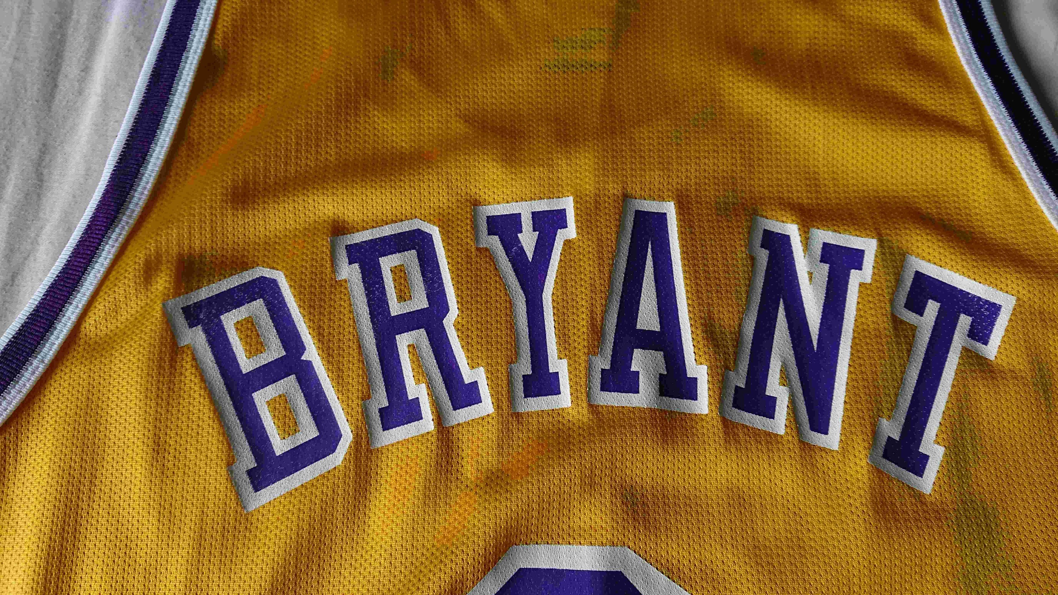 Champion Champion Kobe Bryant Lakers 8 Jersey (Size 48) Size US XL / EU 56 / 4 - 6 Thumbnail