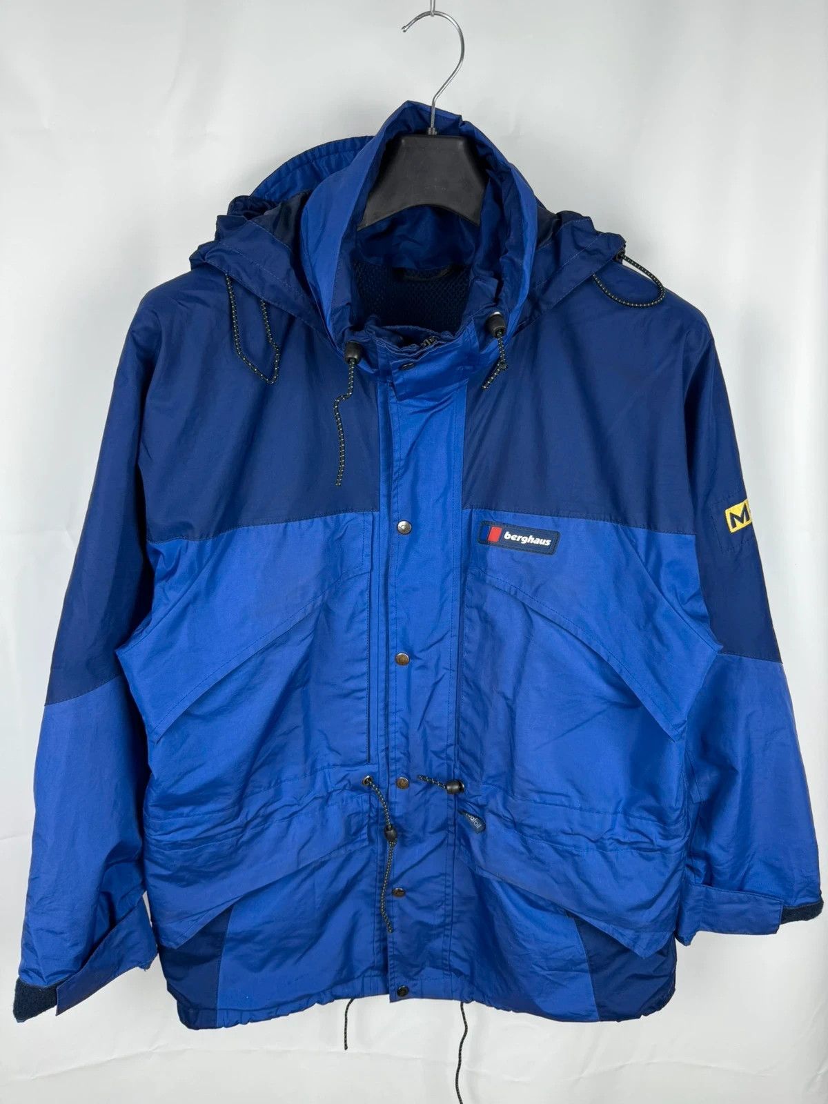 Berghaus Berghaus Tornado Vintage Jacket Mountain Trek size S Size US S / EU 44-46 / 1 - 1 Thumbnail