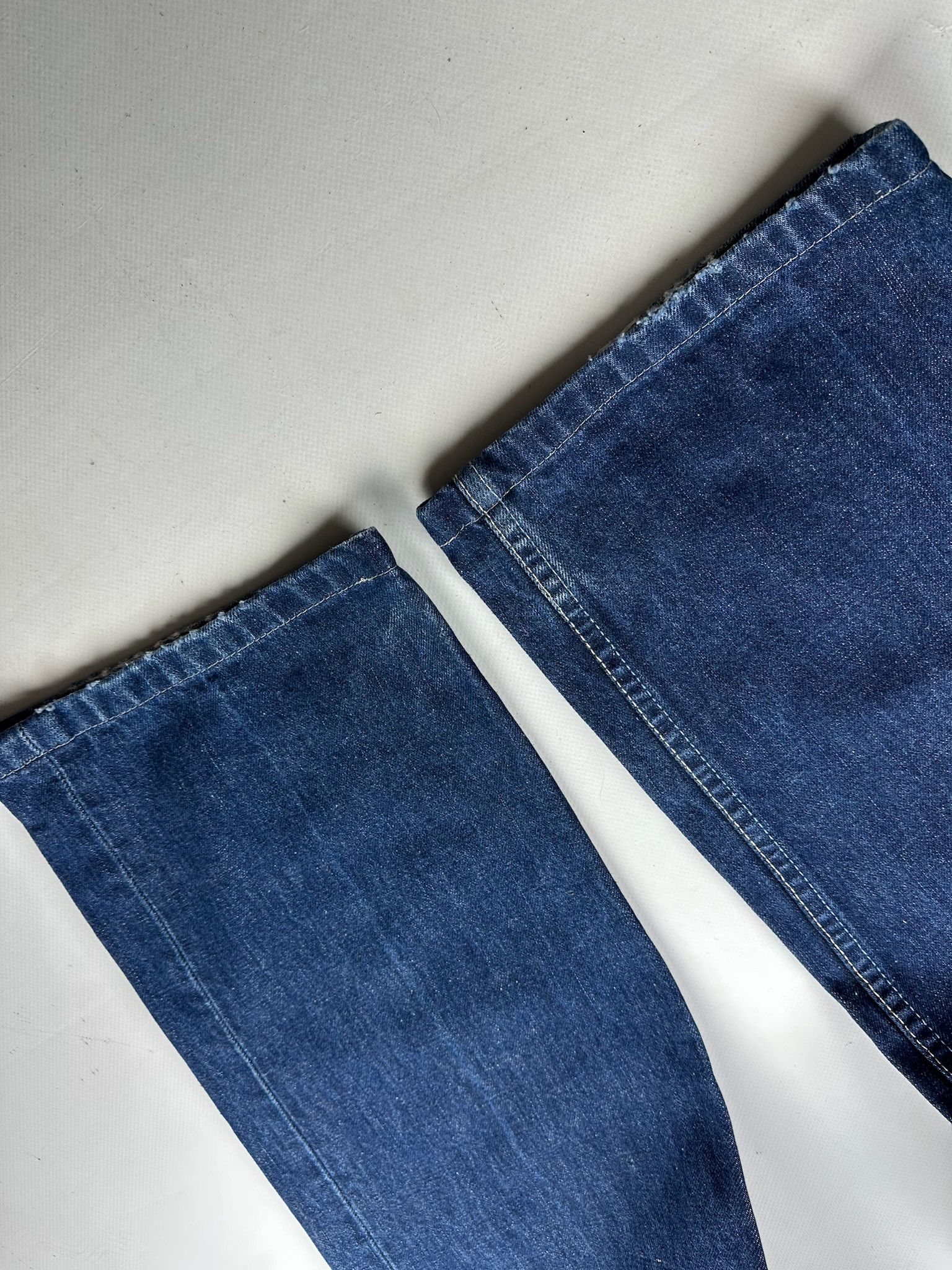 Levi's LEVI'S ENGINEERED JEANS style 561 buckle back VINTAGE DENIM Size US 36 / EU 52 - 4 Thumbnail