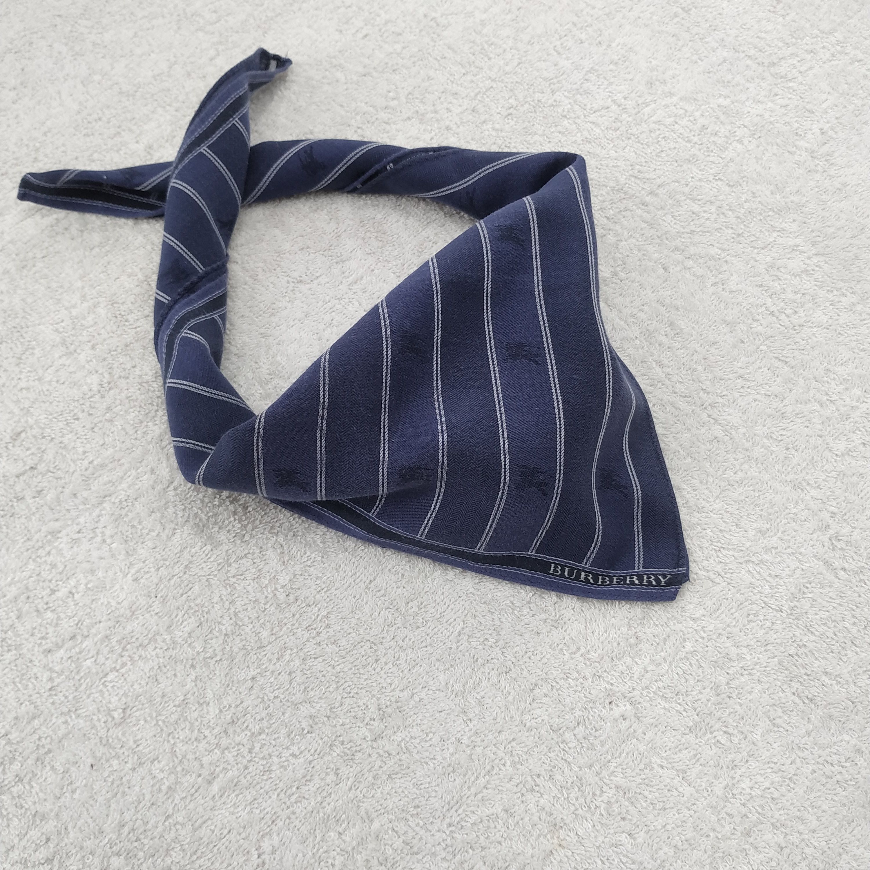 Burberry × Vintage Burberry Bandana / Handkerchief / Neckerchief - S016 Size ONE SIZE - 3 Thumbnail