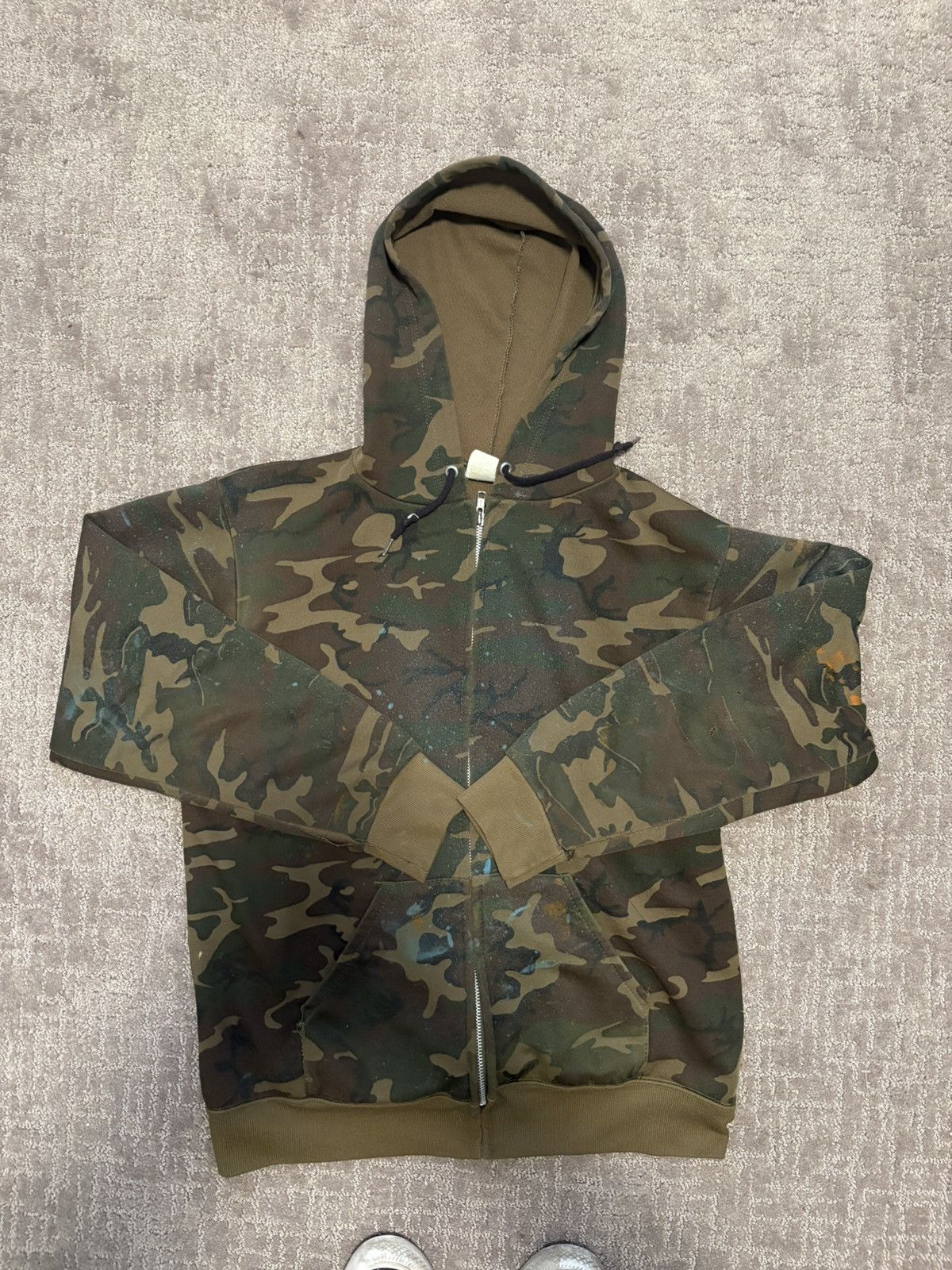 Vintage Vintage Distressed Camo Zipup Hoodie Size US M / EU 48-50 / 2 - 1 Thumbnail