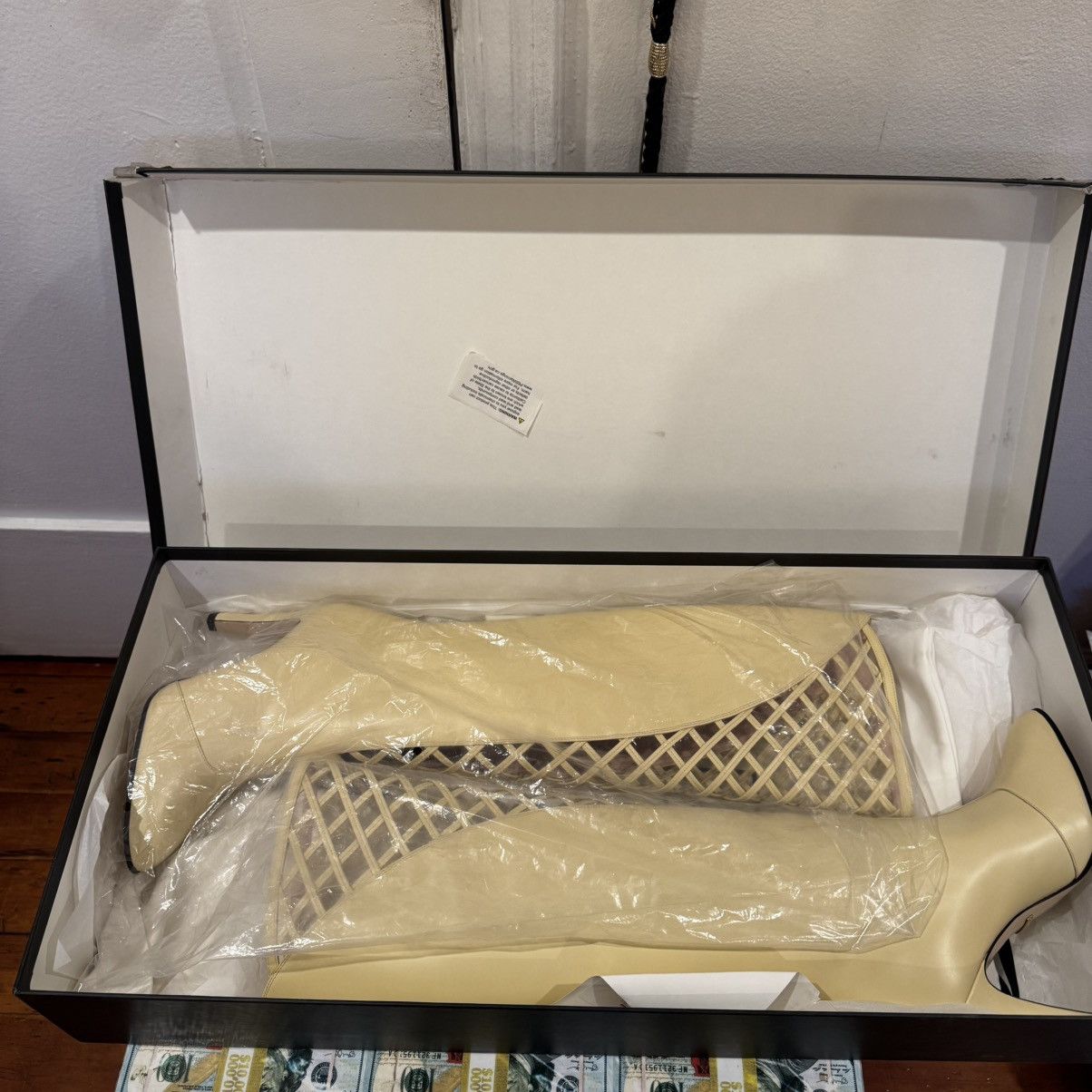 Gucci Gucci plume damir cutout knee high Size US 8 / IT 38 - 2 Thumbnail
