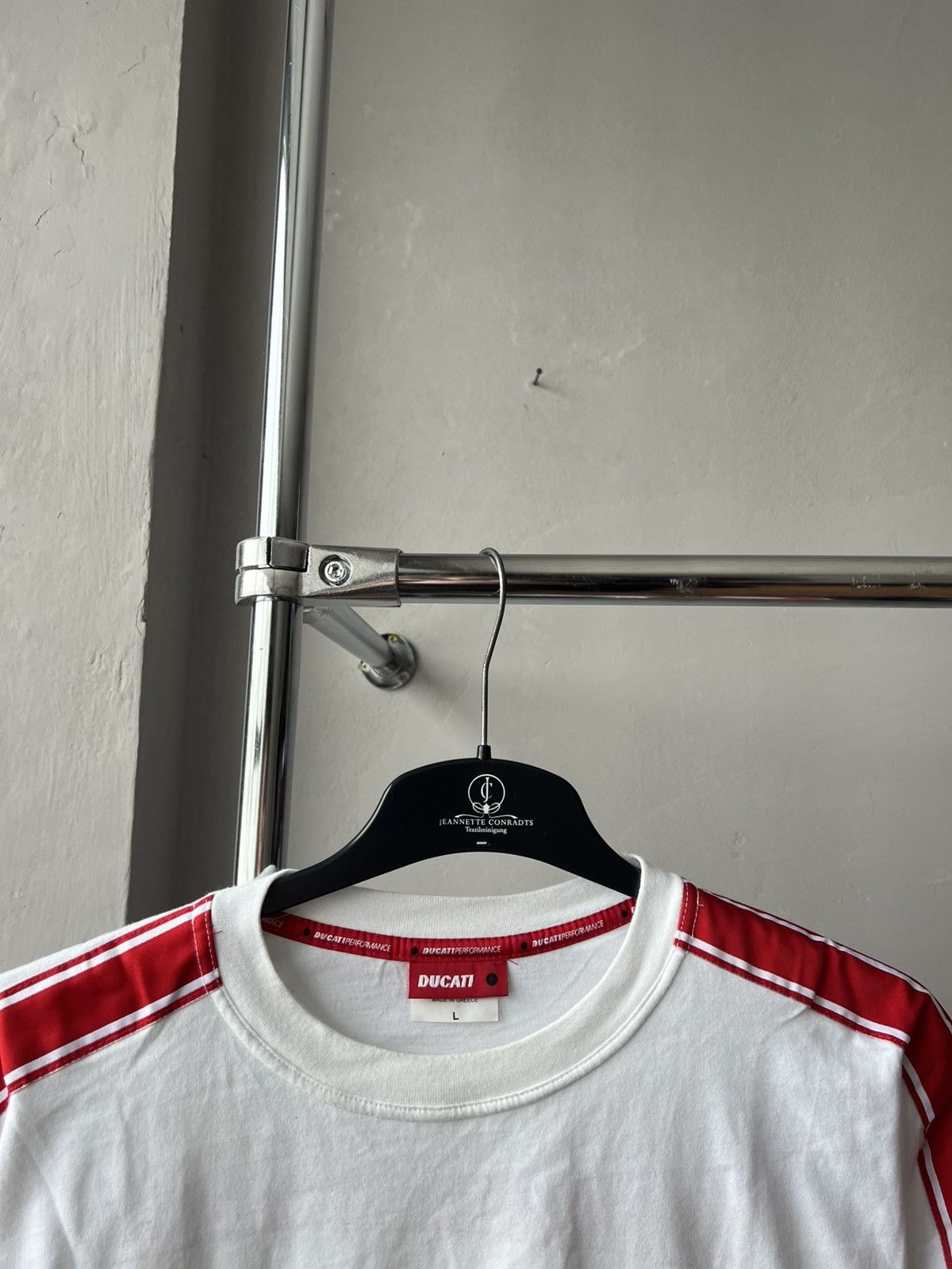 Ducati 00’S DUCATI CORSE ITALY RACING SCUDERRIA VINTAGE LONG SLEEVE Size US L / EU 52-54 / 3 - 4 Thumbnail