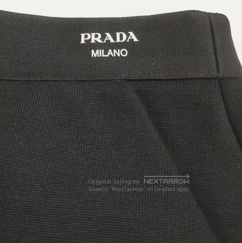 Prada Prada Black Polyester Embroidered Brand Logo Shorts. Size 27" / US 4 / IT 40 - 3 Thumbnail