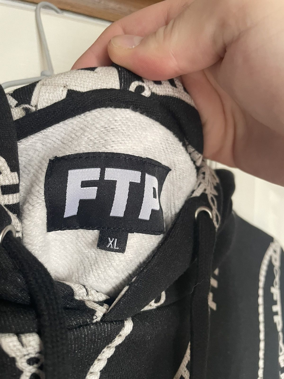 Fuck The Population FTP CHAINED HOODIE Size US XL / EU 56 / 4 - 4 Thumbnail