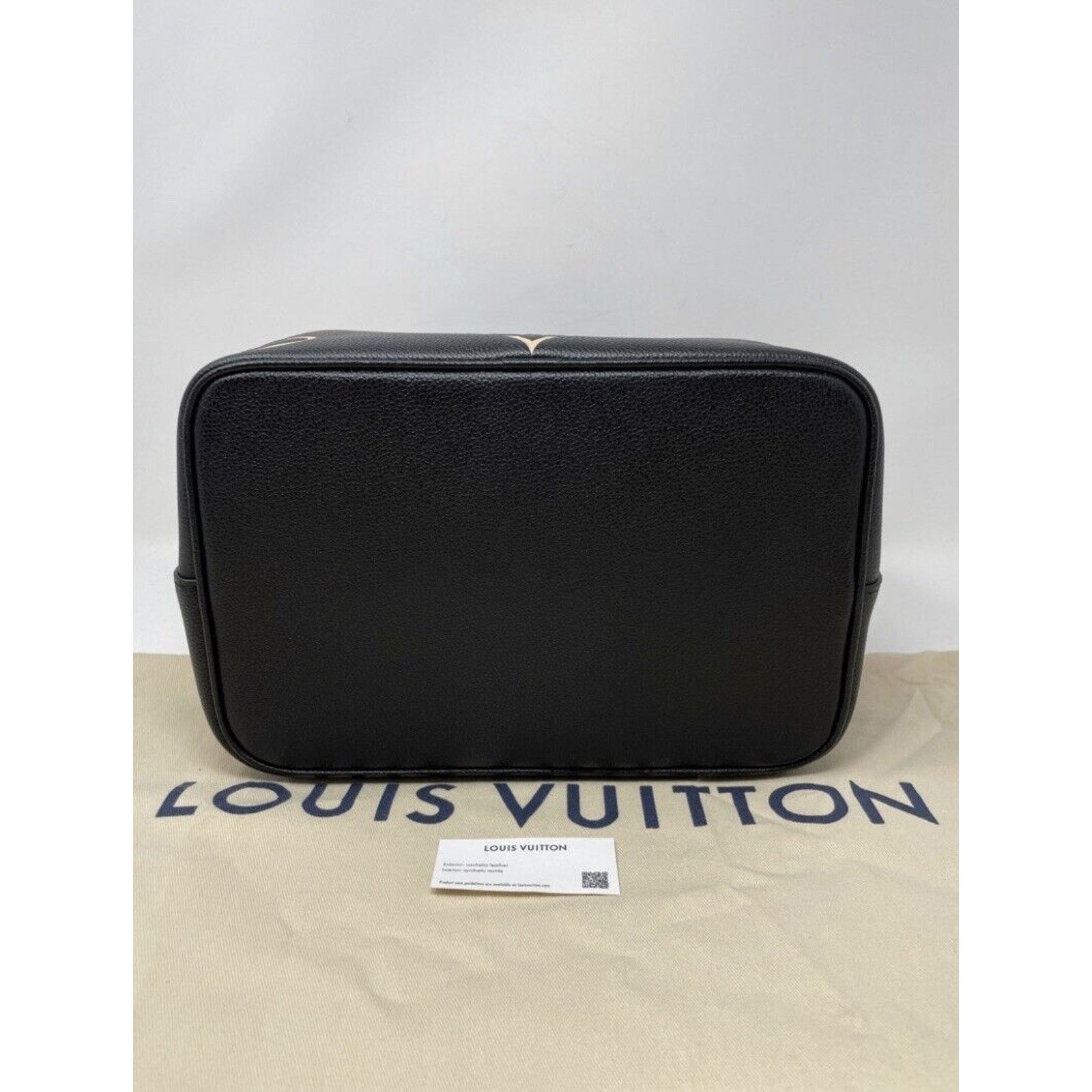 Louis Vuitton Louis Vuitton NéoNoé Shoulder Bag MM Black Leather Size ONE SIZE - 8 Thumbnail