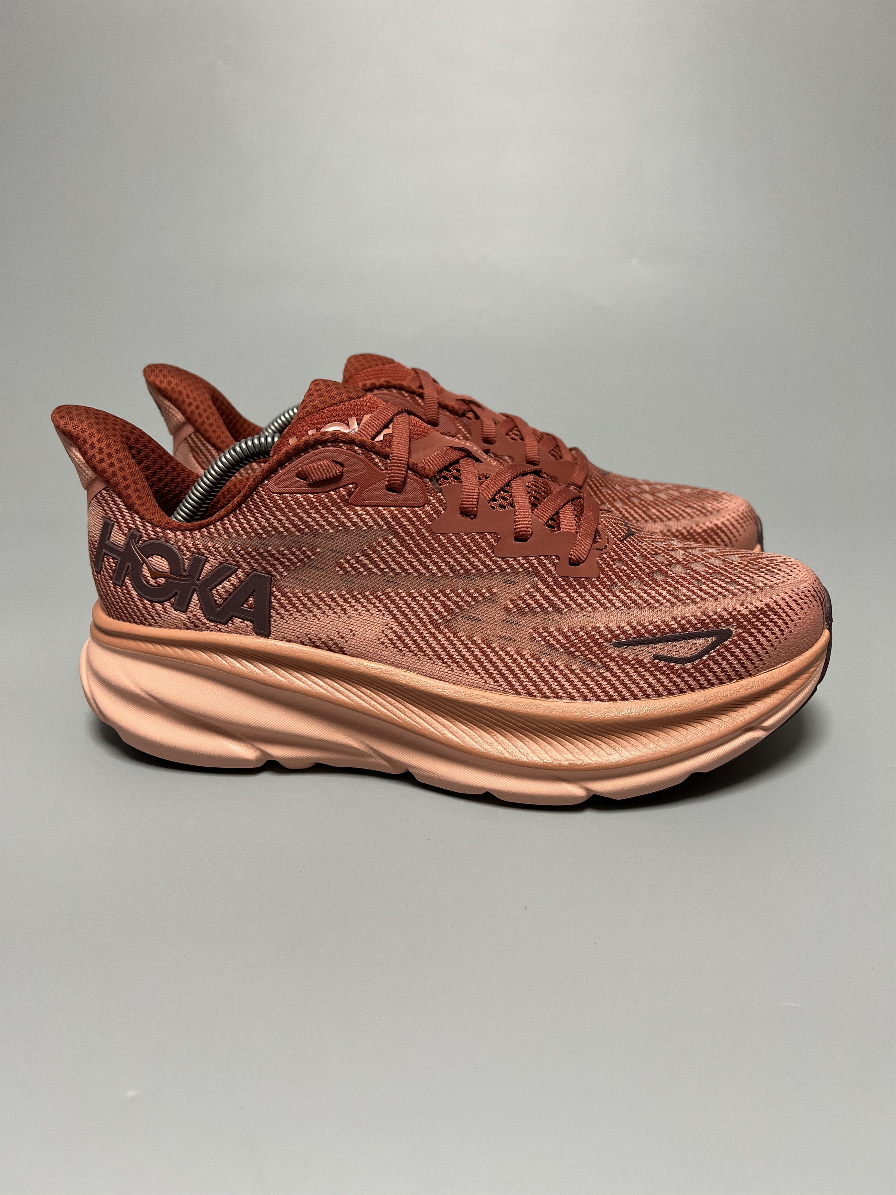 9D Hoka One One Clifton 9 Running Shoes Walking Gym in Red, Men's