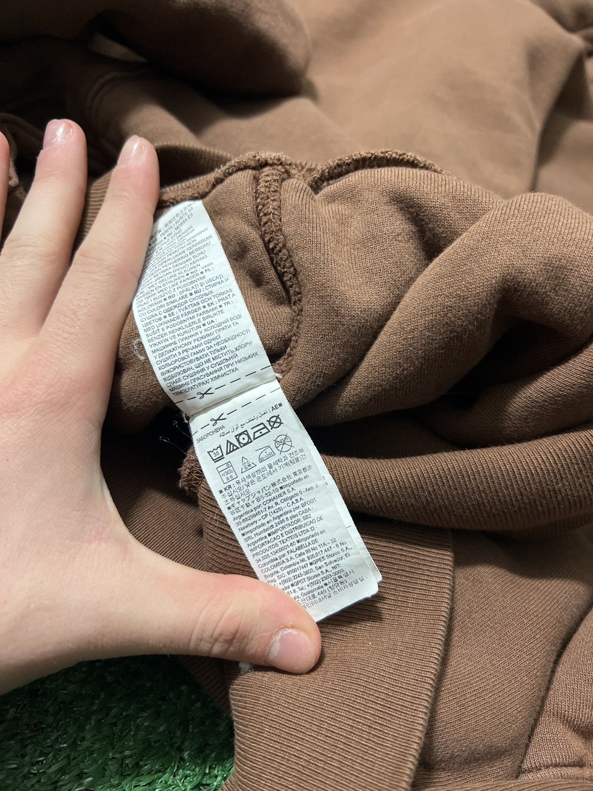 Gap × Yeezy Yeezy Gap Hoodie Brown Size Medium Size US M / EU 48-50 / 2 - 7 Thumbnail