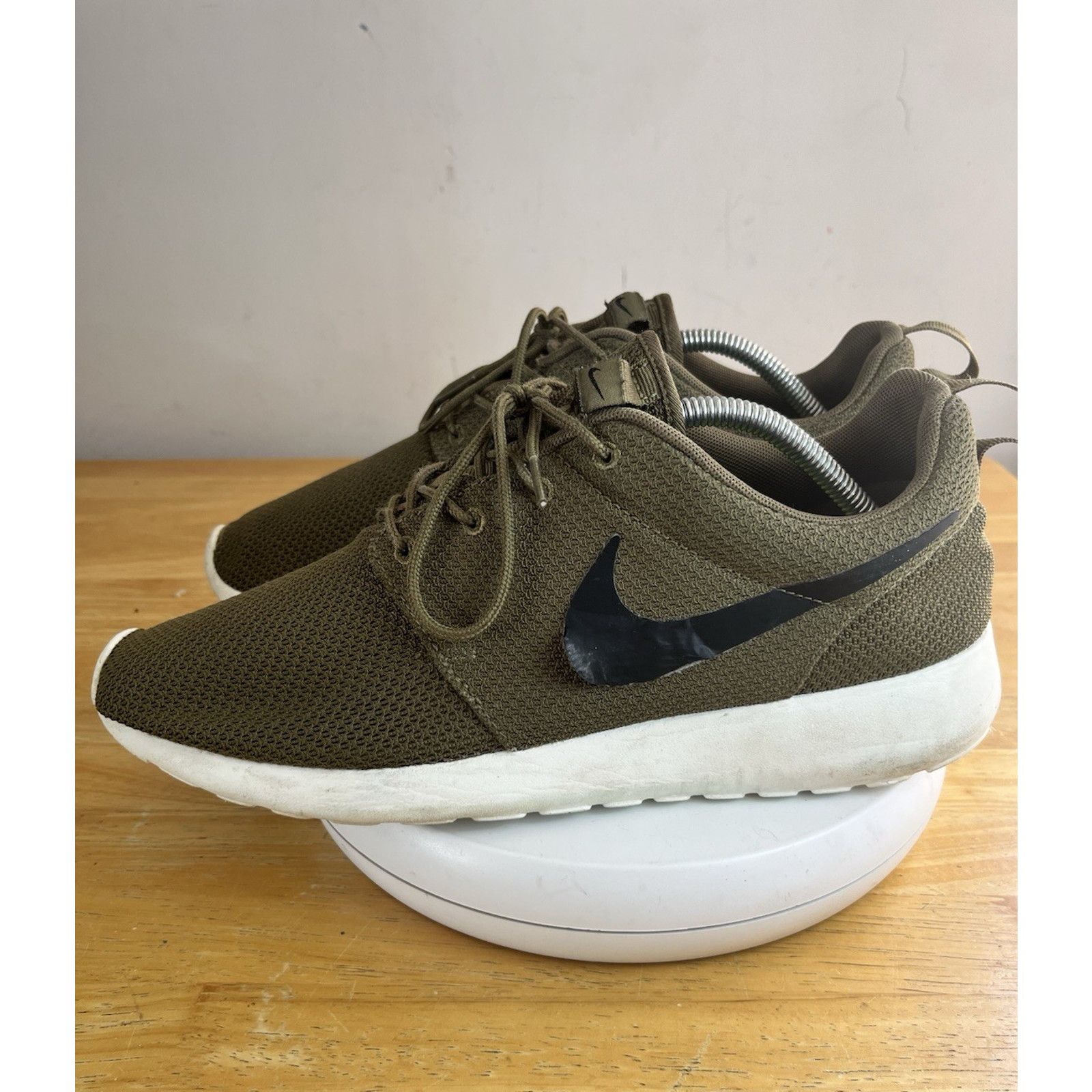 Nike Nike Roshe Run One Shoes Running Iguana Black Sail Size US 10 / EU 43 - 2 Thumbnail