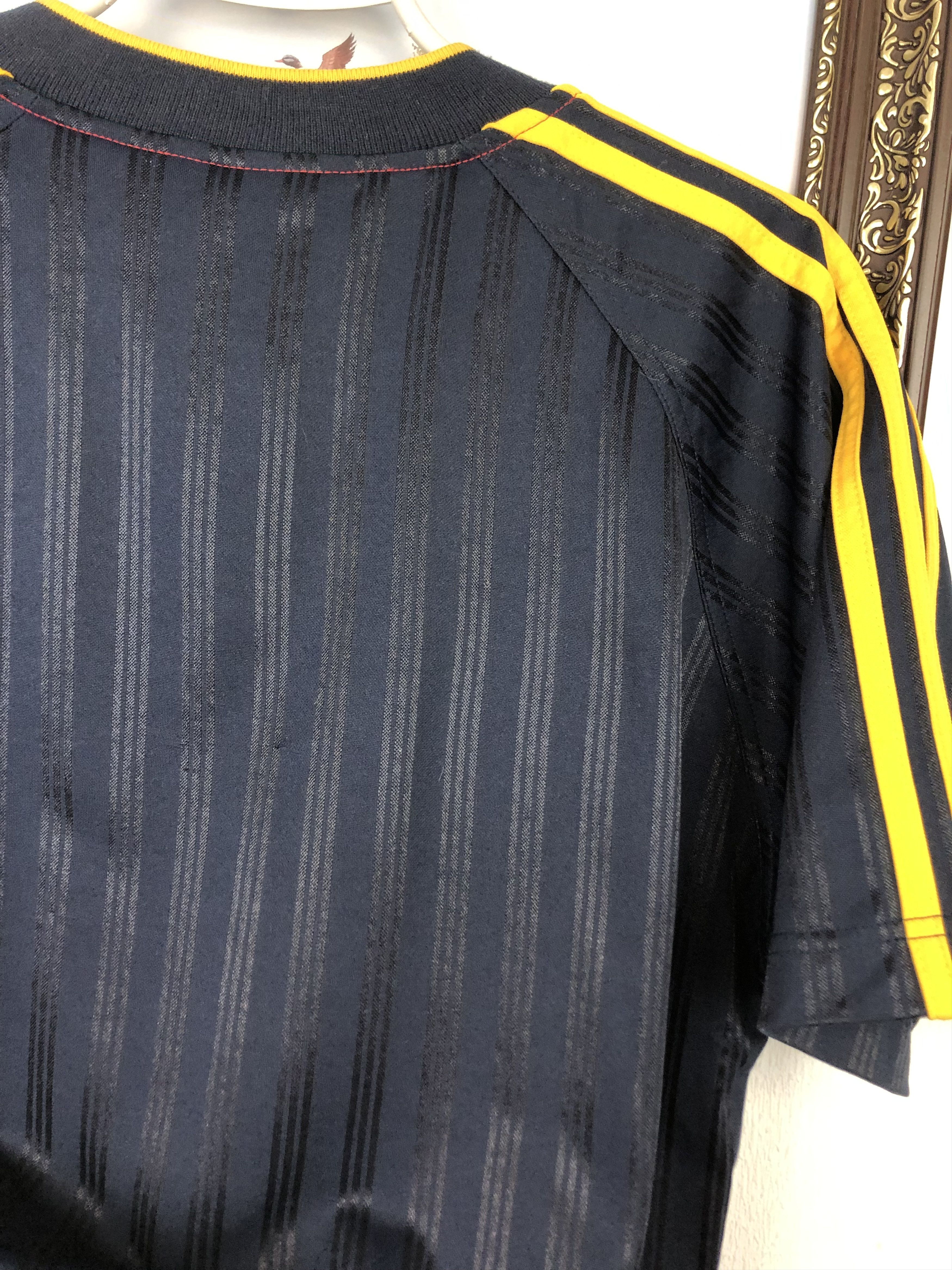 Adidas Adidas AFL Vintage 90s Adelaide Crows Football Jersey Size US M / EU 48-50 / 2 - 12 Thumbnail
