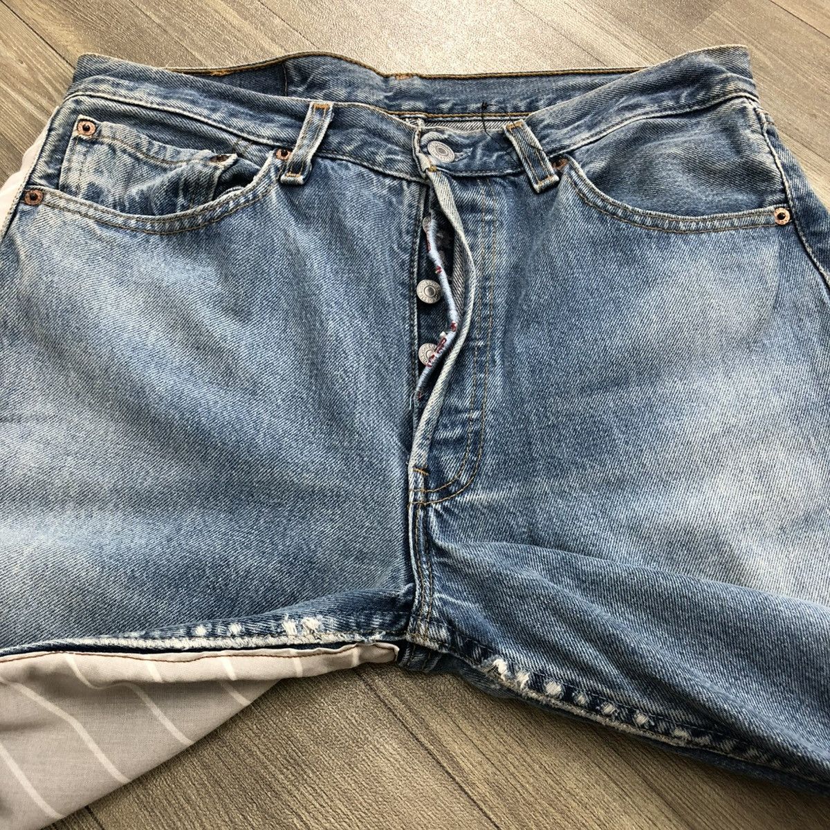 Levi's Vintage Clothing 🇺🇸90’s Levis 501 Distressed Cartoon Mickey Mouse Rework Jeans Size US 32 / EU 48 - 12 Thumbnail