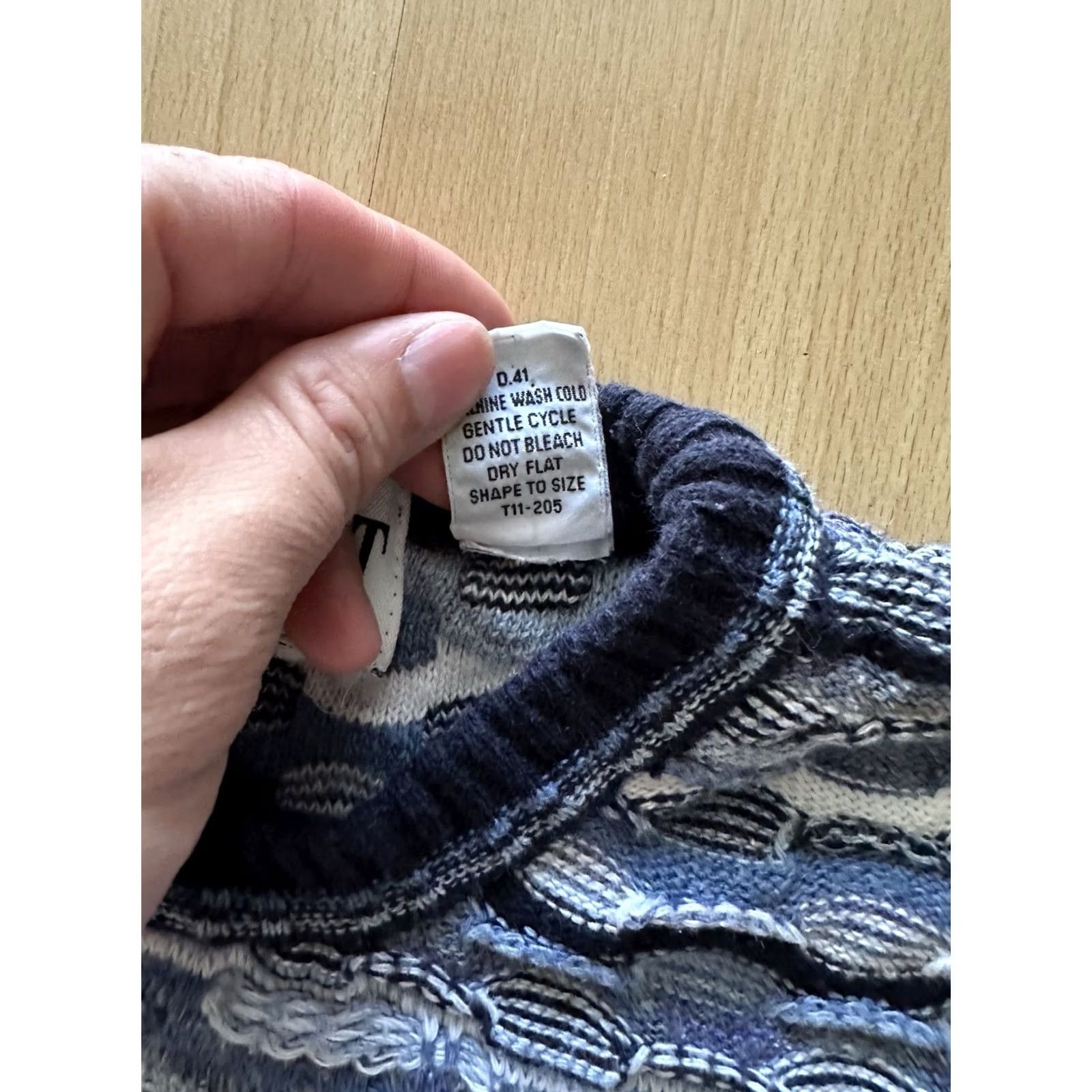 Vintage VINTAGE Florence Tricot Sweater 3D Patterned Knit 90s Crew Neck Mens XXL Blue White Pullover Heavyweight Knit Shirt Size US XXL / EU 58 / 5 - 4 Thumbnail