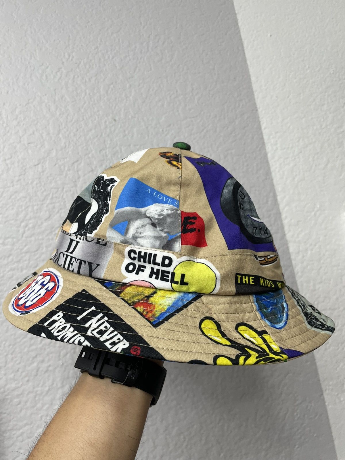 Levi's × Supreme Supreme Levi's nylon bell hat s/m | Grailed