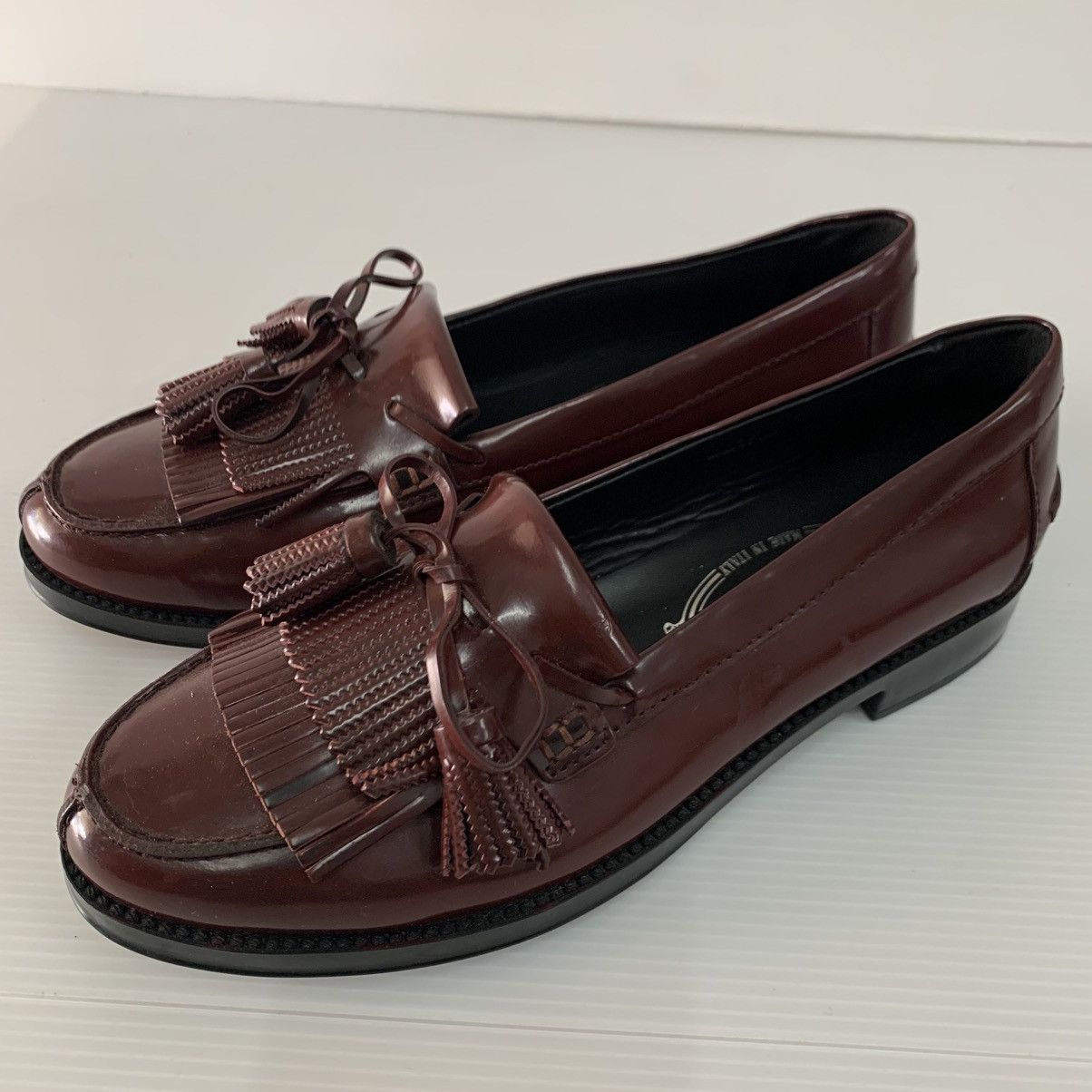 Tod's Tods Leather Loafers Shoes Size US 6 / IT 36 - 2 Thumbnail