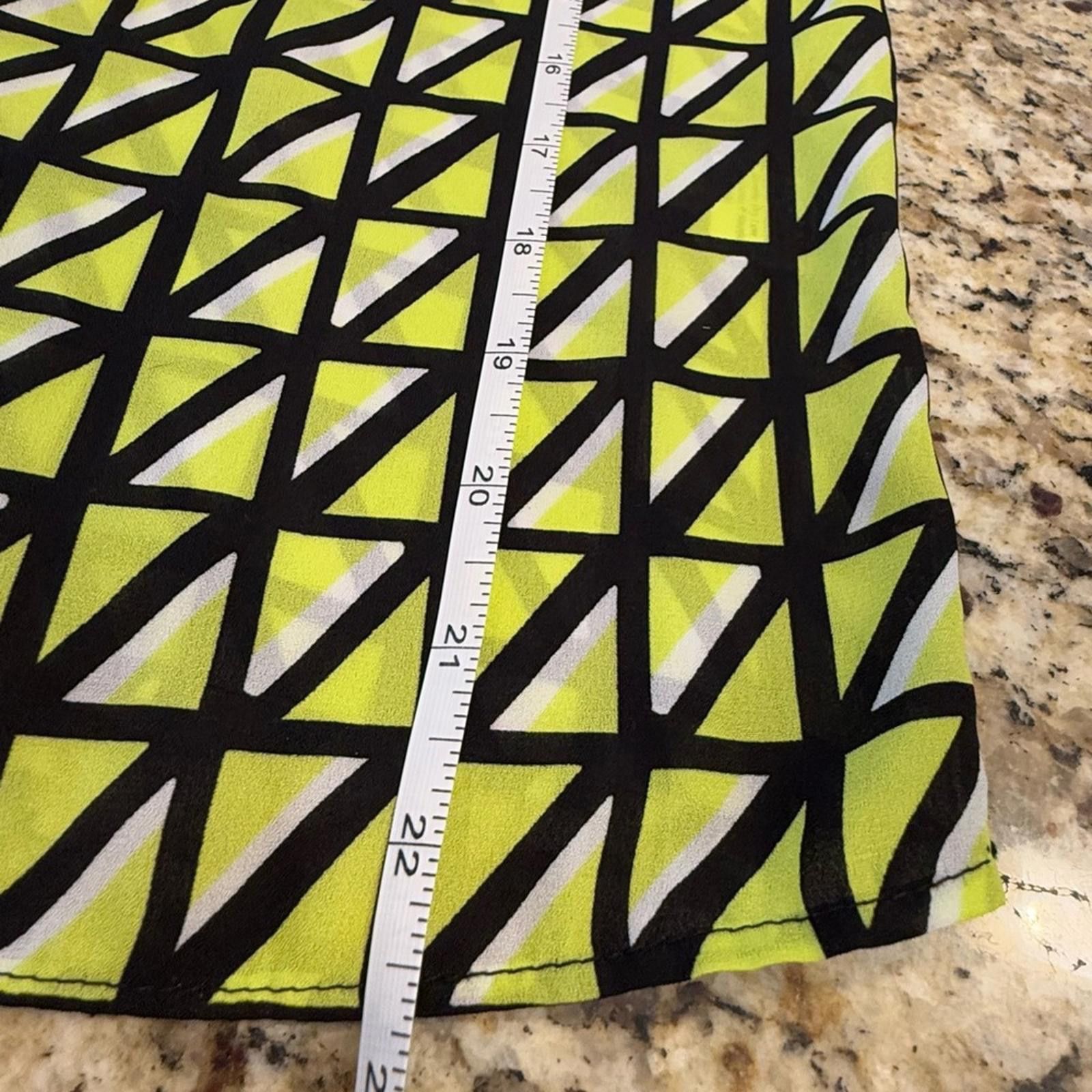 Other Kaari Blue bold top greenish yellow, black & white SZ XS Size XS / US 0-2 / IT 36-38 - 8 Thumbnail