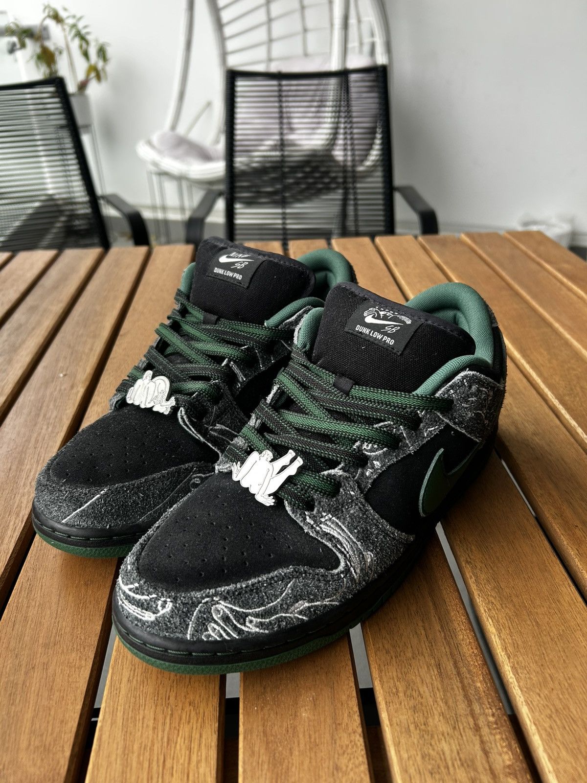 Nike Nike SB Dunk Low x There Skateboards | US 10 Size US 10 / EU 43 - 2 Thumbnail