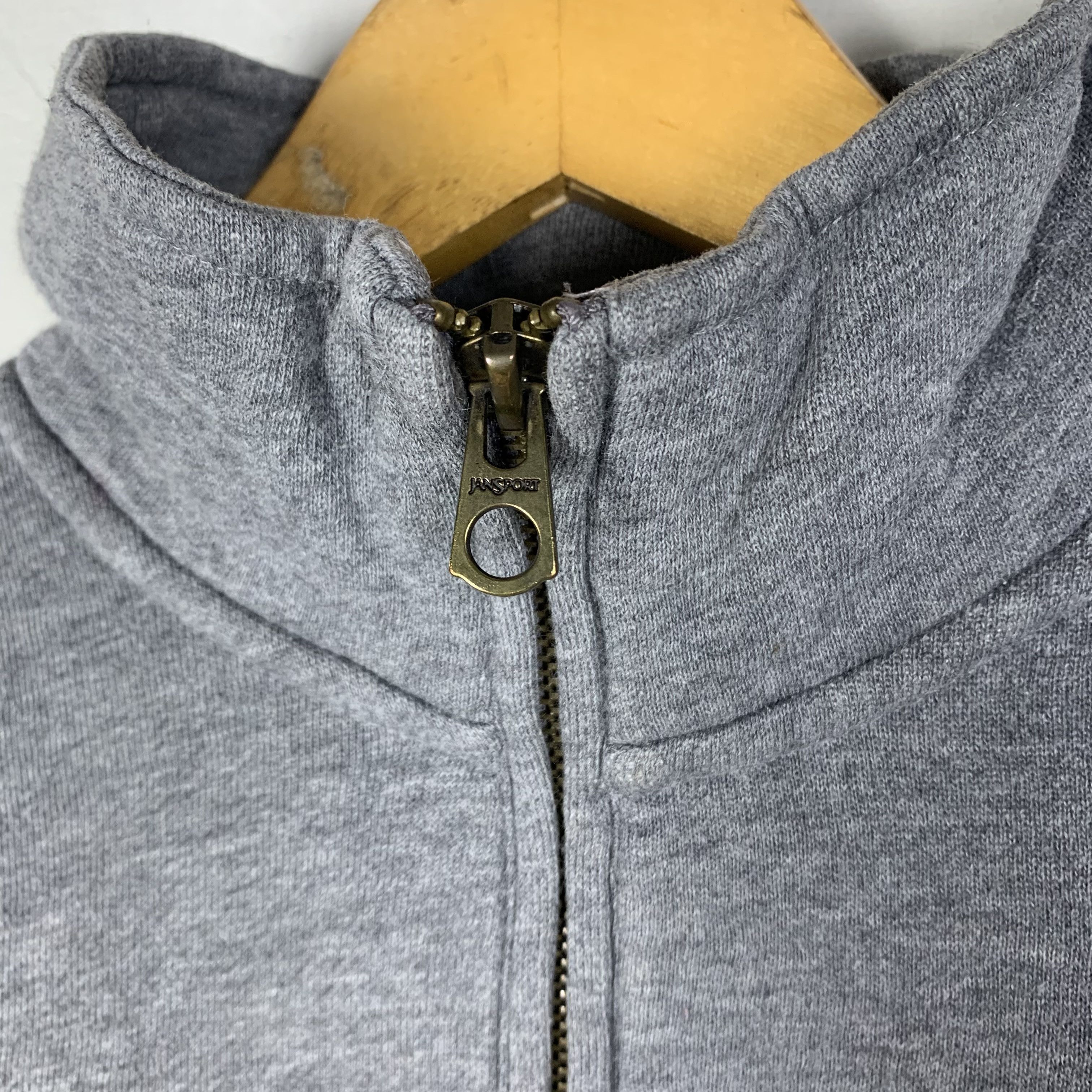 Vintage Vintage University of St.Thomas Half Zip Sweatshirt Crewneck Size US S / EU 44-46 / 1 - 3 Thumbnail