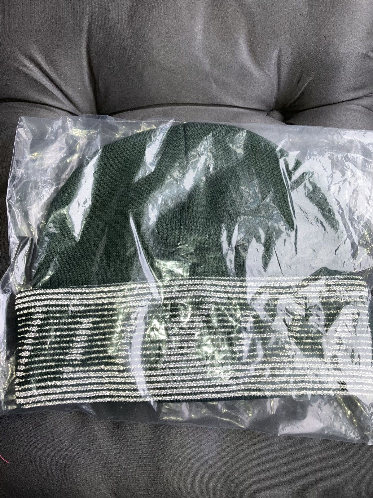 Supreme Supreme Reflective Jacquard Beanie Size ONE SIZE - 2 Thumbnail