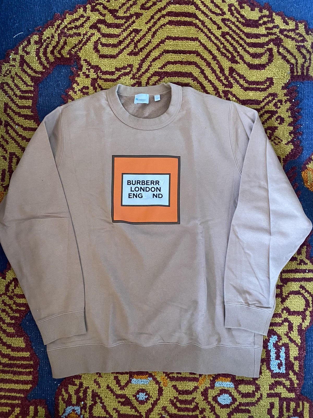 Burberry logo sweater