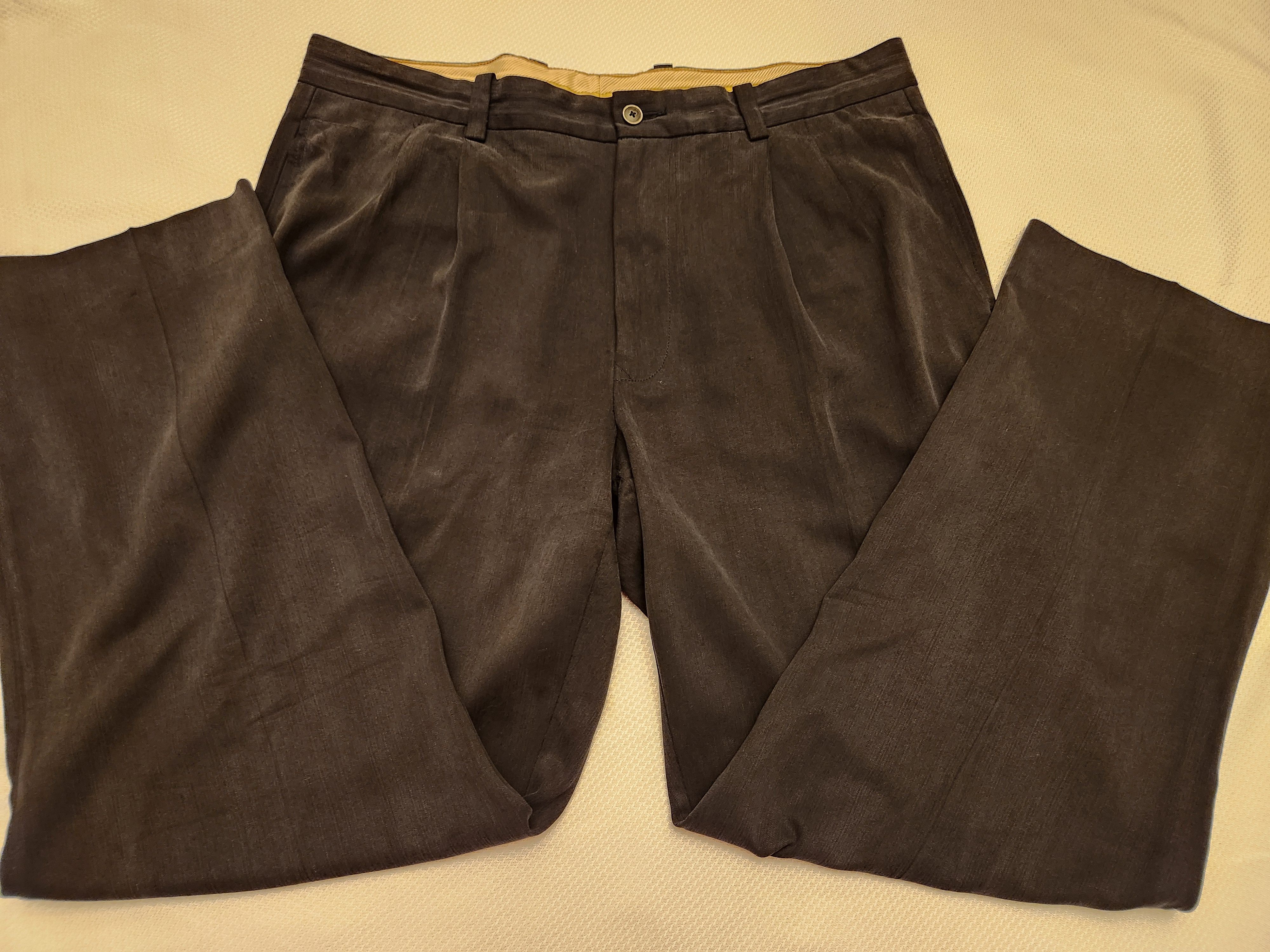 Tommy Bahama Silk/Rayon Navy Blue Pleated Front Pants Size US 35 - 2 Thumbnail