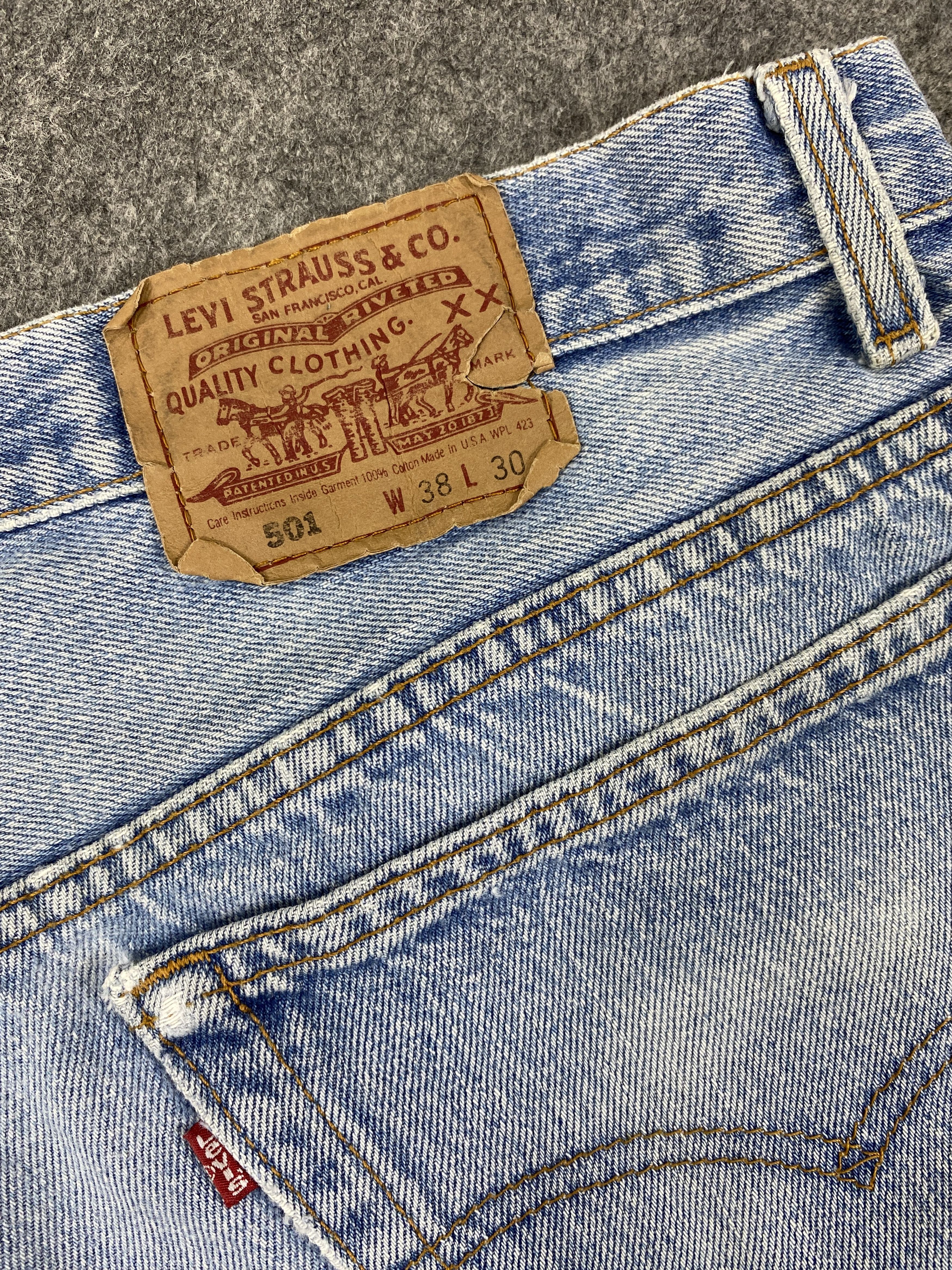 Levi's 90's Light Wash Vintage Levi's 501 USA 36x29.5 Denim -JN2446 Size US 36 / EU 52 - 6 Thumbnail