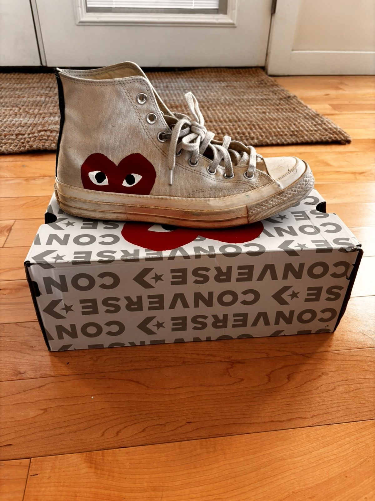 Comme des Garcons PLAY × Converse CDG PLAY x CONVERSE HI-TOP WHITE Size US 9 / EU 42 - 2 Thumbnail