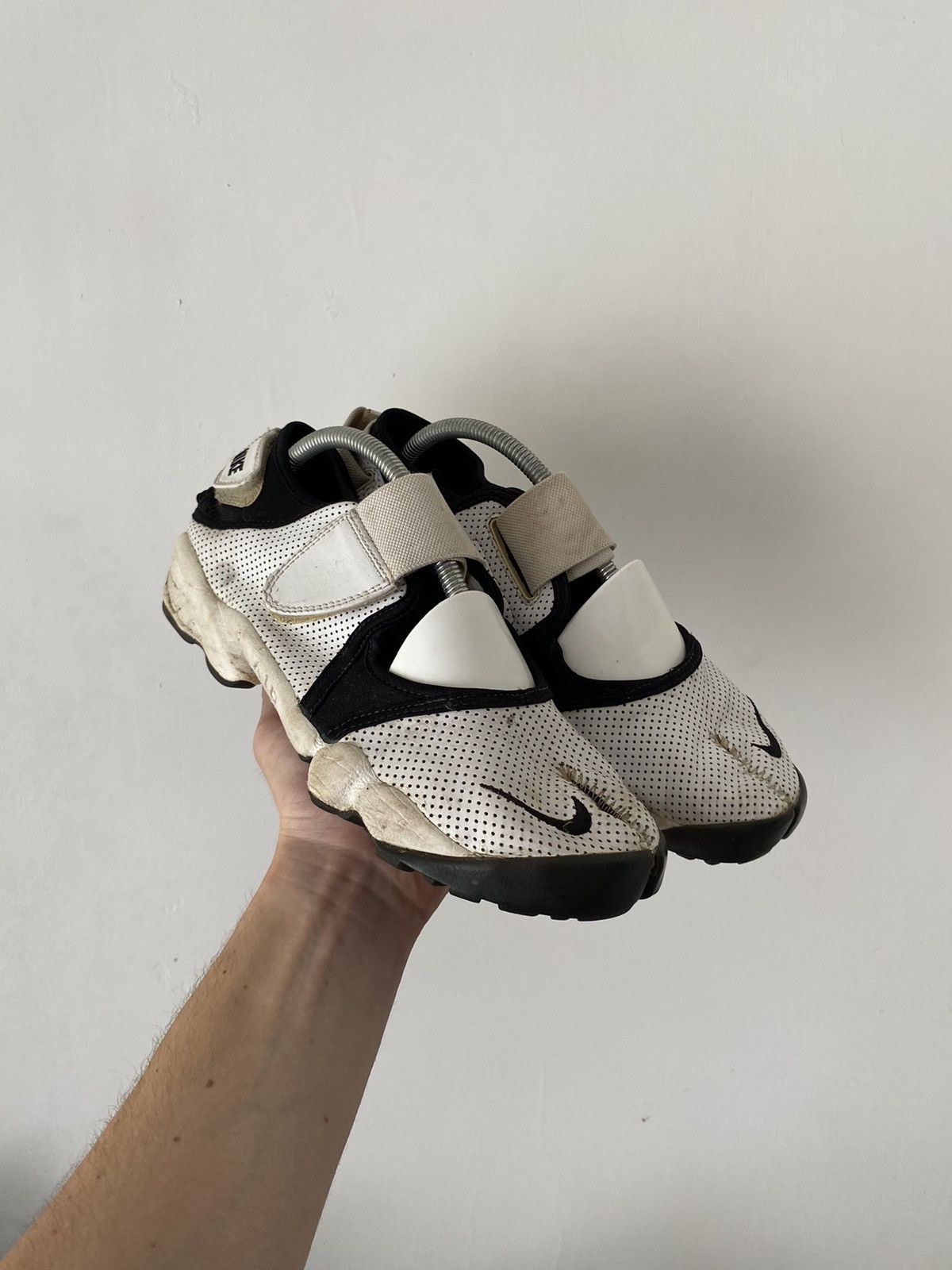 Nike Nike Rift Vintage Tabi Size US 9 / EU 42 - 2 Thumbnail