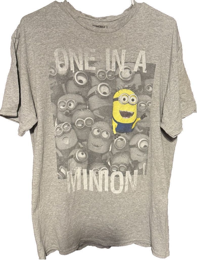 The Unbranded Brand Minions Despicable Me T-Shirt Men's Size L Gray Size US L / EU 52-54 / 3 - 1 Thumbnail
