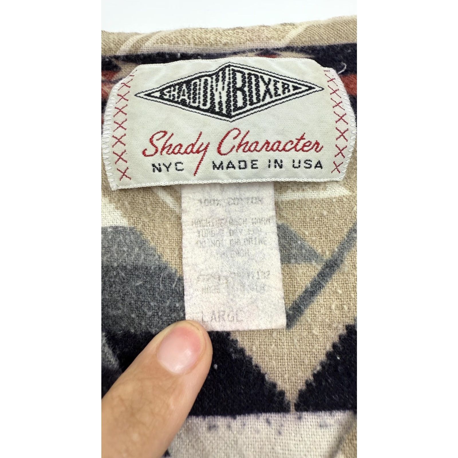 Vintage VINTAGE Shadow Boxer Southwestern Button-Up Shirt Mens Large Beige Aztec Print Flannel 3/4 Sleeve Size US L / EU 52-54 / 3 - 4 Thumbnail
