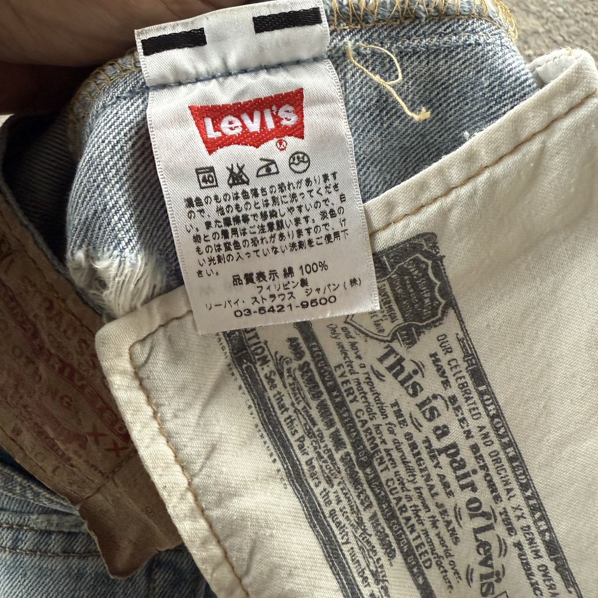 Levi's Vintage Clothing VINTAGE LEVI’S 501 DISTRESSED JEAN DENIM PANTS Size US 31 - 14 Thumbnail
