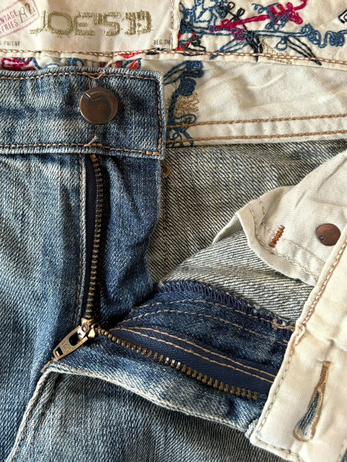 Hysteric Glamour Vintage Joes Embroidery Mud Wash Distress Flare Jeans Size 31" - 4 Thumbnail