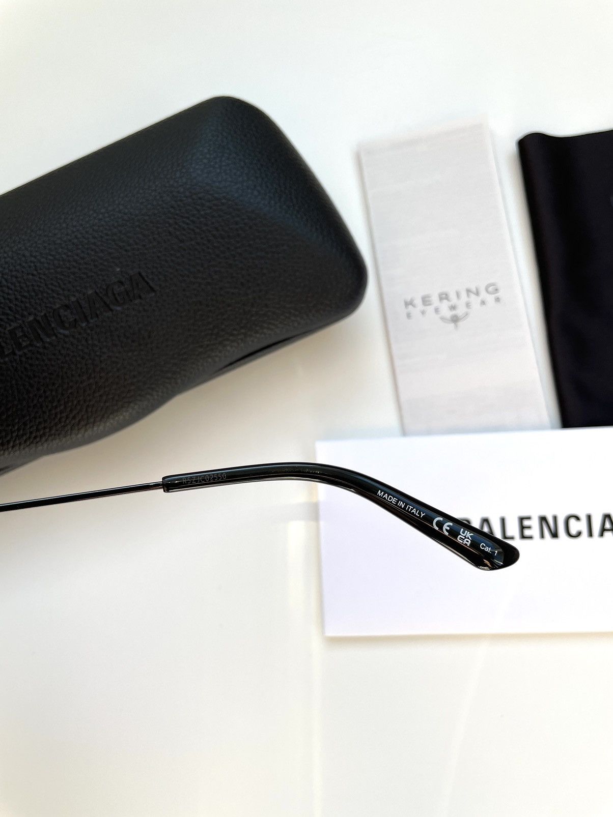 Vintage BALENCIAGA SUNGLASSES BB0246SA 004 61 Size ONE SIZE - 9 Thumbnail