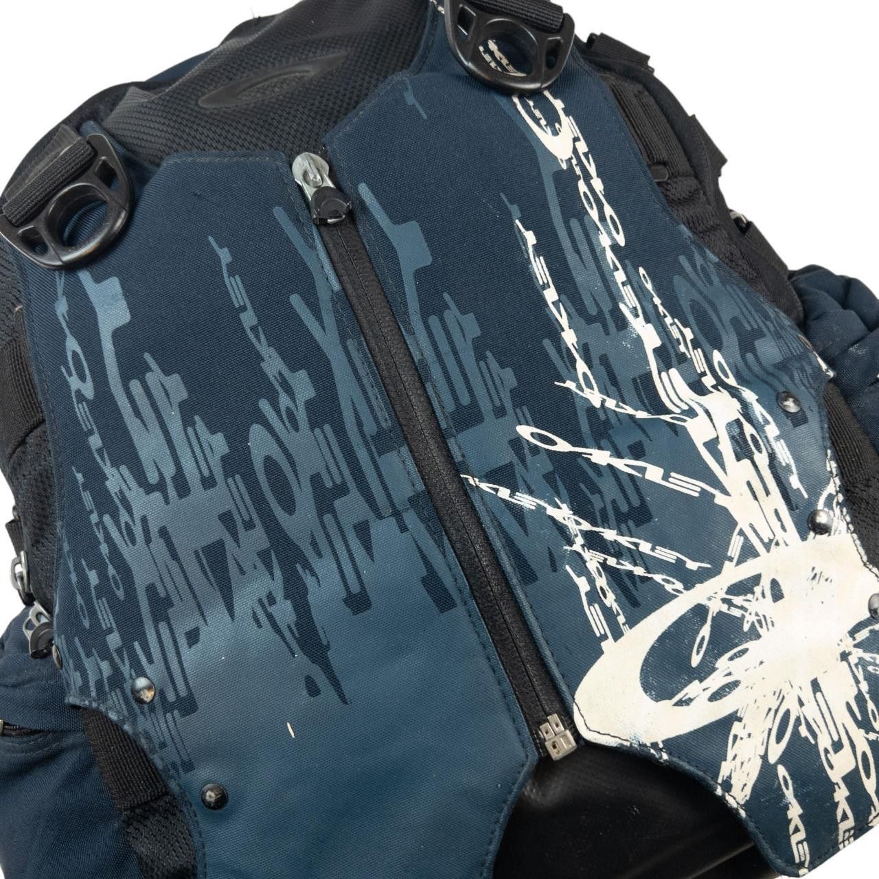 Oakley Vintage Oakley Utility Backpack Size ONE SIZE - 5 Thumbnail